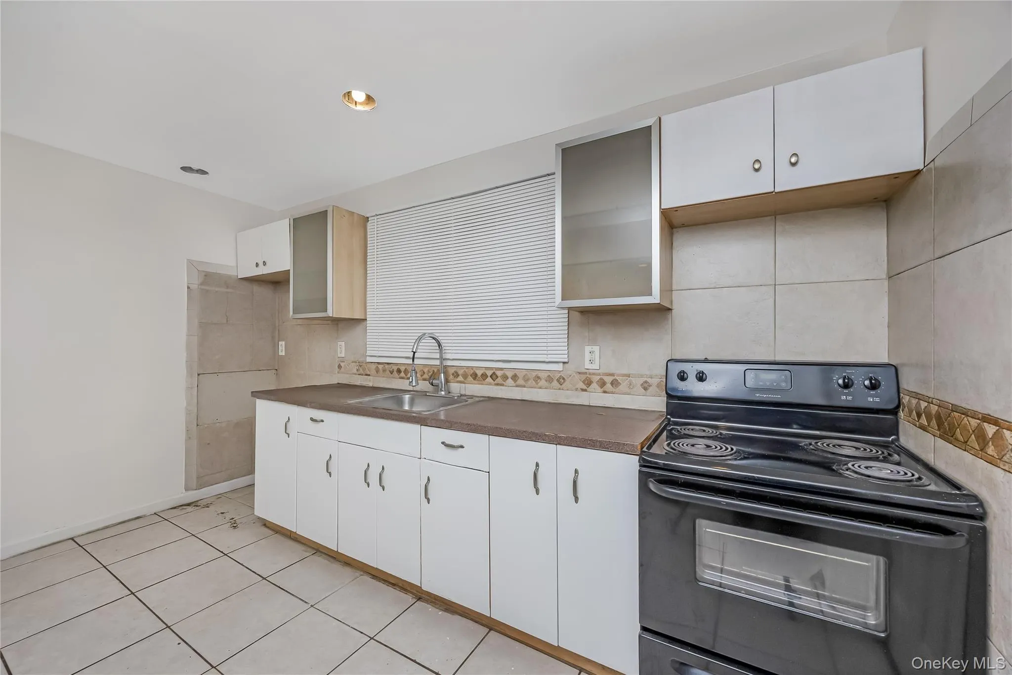 20 Buchanan Avenue, Babylon, NY, 3 Bedrooms Bedrooms, 6 Rooms Rooms,1 BathroomBathrooms,Residential,For Rent,Buchanan,0,1026909 20 Buchanan Avenue, Babylon, NY, 3 Bedrooms Bedrooms, 6 Rooms Rooms,1 BathroomBathrooms,Residential,For Rent,Buchanan,0,1026909