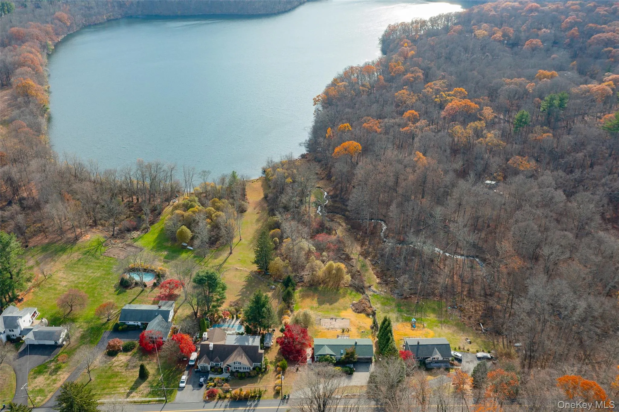 21 Gate Road, Carmel, NY, 4 Bedrooms Bedrooms, 8 Rooms Rooms,3 BathroomsBathrooms,Residential,For Rent,Gate,0,1026917 21 Gate Road, Carmel, NY, 4 Bedrooms Bedrooms, 8 Rooms Rooms,3 BathroomsBathrooms,Residential,For Rent,Gate,0,1026917