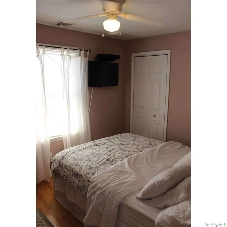 27 Vermont Street, Long Beach, NY, 3 Bedrooms Bedrooms, 5 Rooms Rooms,1 BathroomBathrooms,Residential Lease,For Rent,Vermont,0,1026920 27 Vermont Street, Long Beach, NY, 3 Bedrooms Bedrooms, 5 Rooms Rooms,1 BathroomBathrooms,Residential Lease,For Rent,Vermont,0,1026920