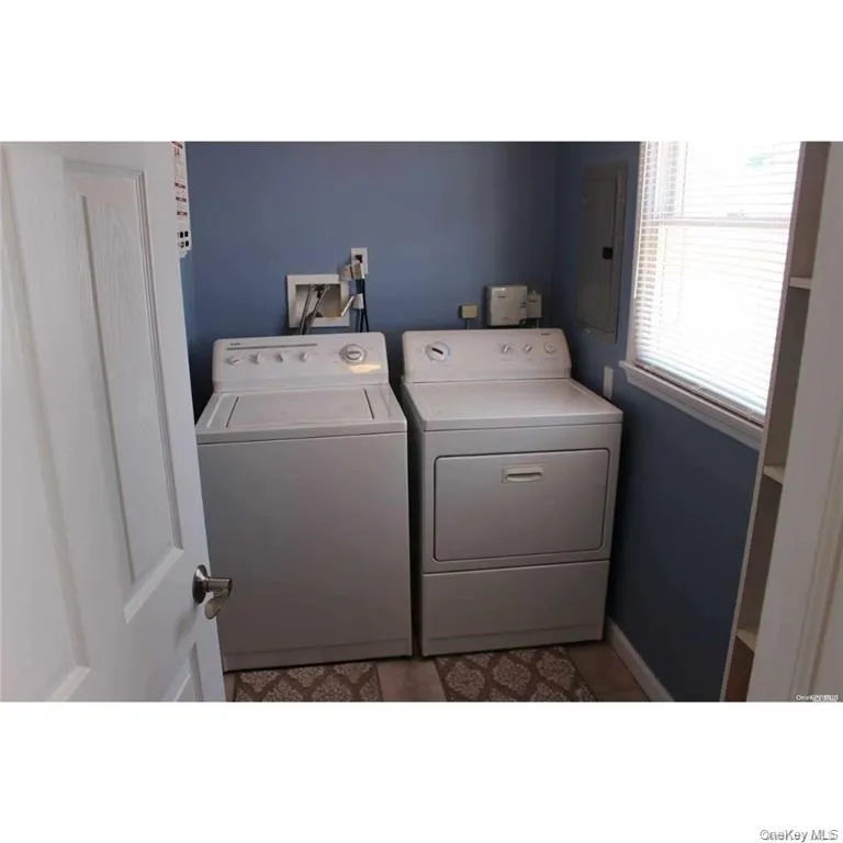 27 Vermont Street, Long Beach, NY, 3 Bedrooms Bedrooms, 5 Rooms Rooms,1 BathroomBathrooms,Residential Lease,For Rent,Vermont,0,1026920 27 Vermont Street, Long Beach, NY, 3 Bedrooms Bedrooms, 5 Rooms Rooms,1 BathroomBathrooms,Residential Lease,For Rent,Vermont,0,1026920