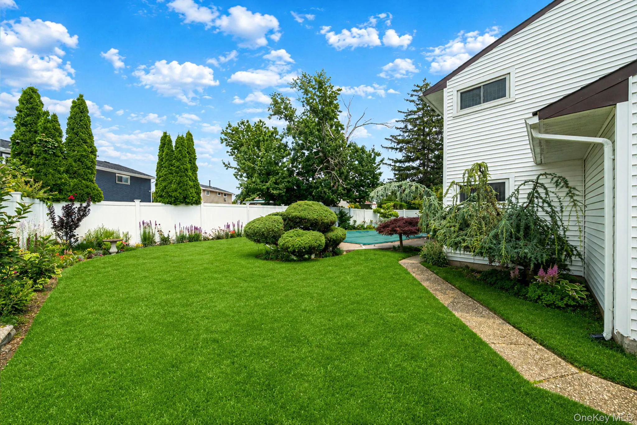 27 Ventura Drive, Babylon, NY, 4 Bedrooms Bedrooms, 10 Rooms Rooms,2 BathroomsBathrooms,Residential,For Rent,Ventura,0,1026923 27 Ventura Drive, Babylon, NY, 4 Bedrooms Bedrooms, 10 Rooms Rooms,2 BathroomsBathrooms,Residential,For Rent,Ventura,0,1026923