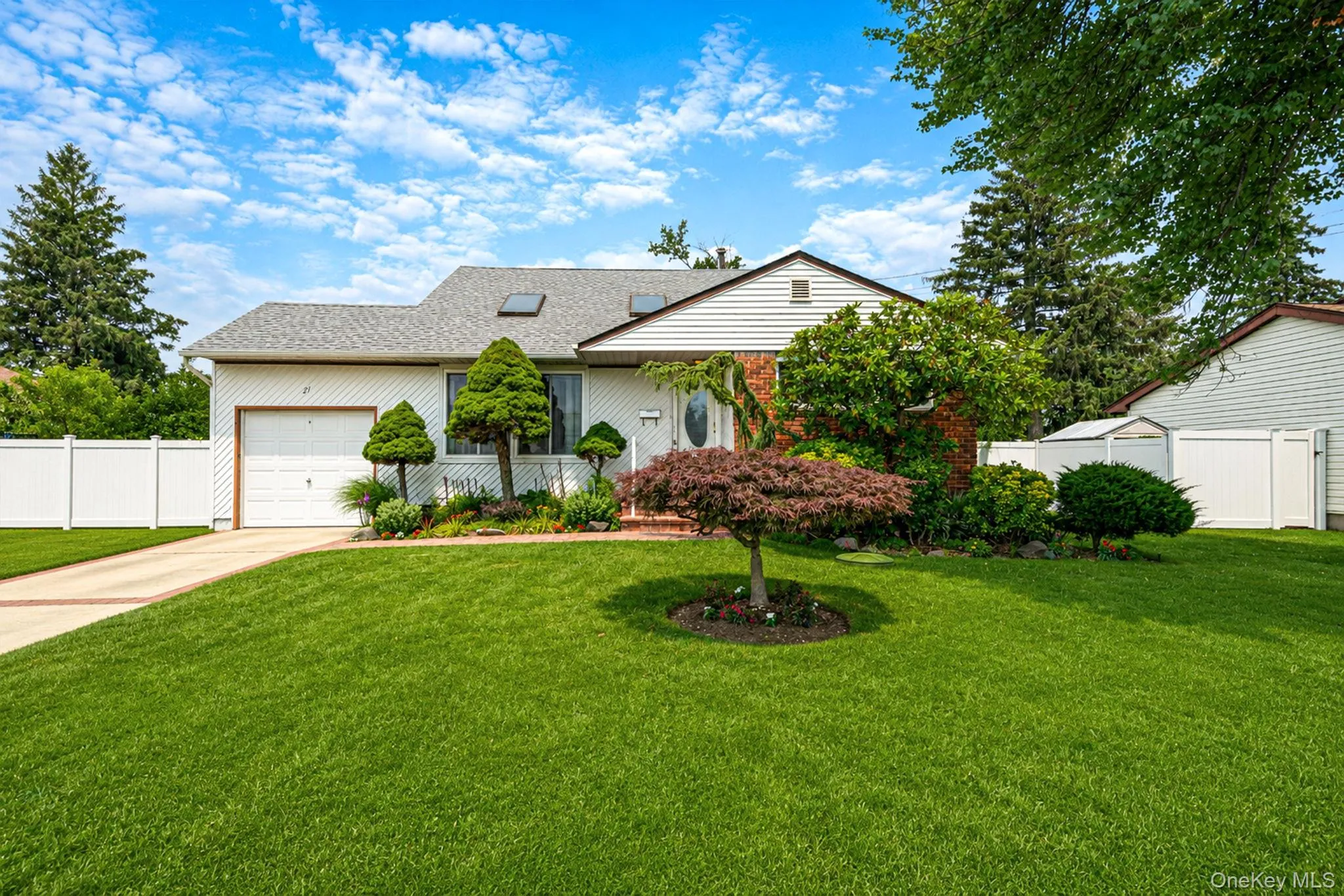 27 Ventura Drive, Babylon, NY, 4 Bedrooms Bedrooms, 10 Rooms Rooms,2 BathroomsBathrooms,Residential,For Rent,Ventura,0,1026923 27 Ventura Drive, Babylon, NY, 4 Bedrooms Bedrooms, 10 Rooms Rooms,2 BathroomsBathrooms,Residential,For Rent,Ventura,0,1026923