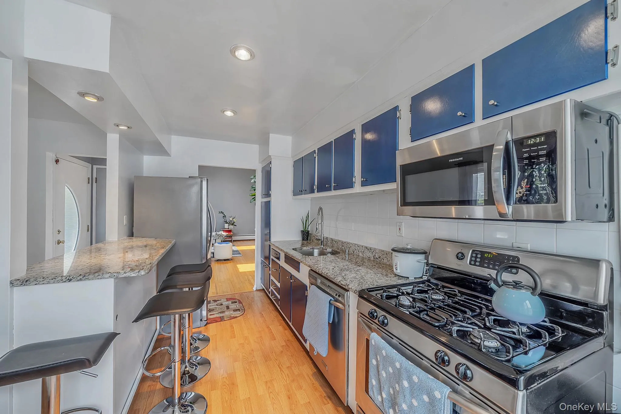 27 Ventura Drive, Babylon, NY, 4 Bedrooms Bedrooms, 10 Rooms Rooms,2 BathroomsBathrooms,Residential,For Rent,Ventura,0,1026923 27 Ventura Drive, Babylon, NY, 4 Bedrooms Bedrooms, 10 Rooms Rooms,2 BathroomsBathrooms,Residential,For Rent,Ventura,0,1026923