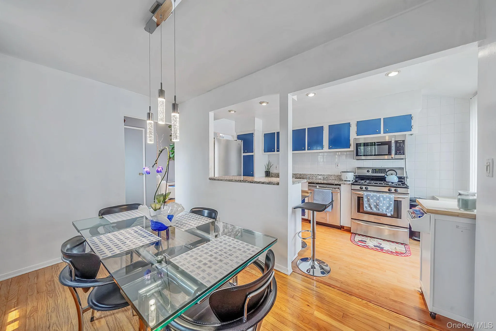 27 Ventura Drive, Babylon, NY, 4 Bedrooms Bedrooms, 10 Rooms Rooms,2 BathroomsBathrooms,Residential,For Rent,Ventura,0,1026923 27 Ventura Drive, Babylon, NY, 4 Bedrooms Bedrooms, 10 Rooms Rooms,2 BathroomsBathrooms,Residential,For Rent,Ventura,0,1026923