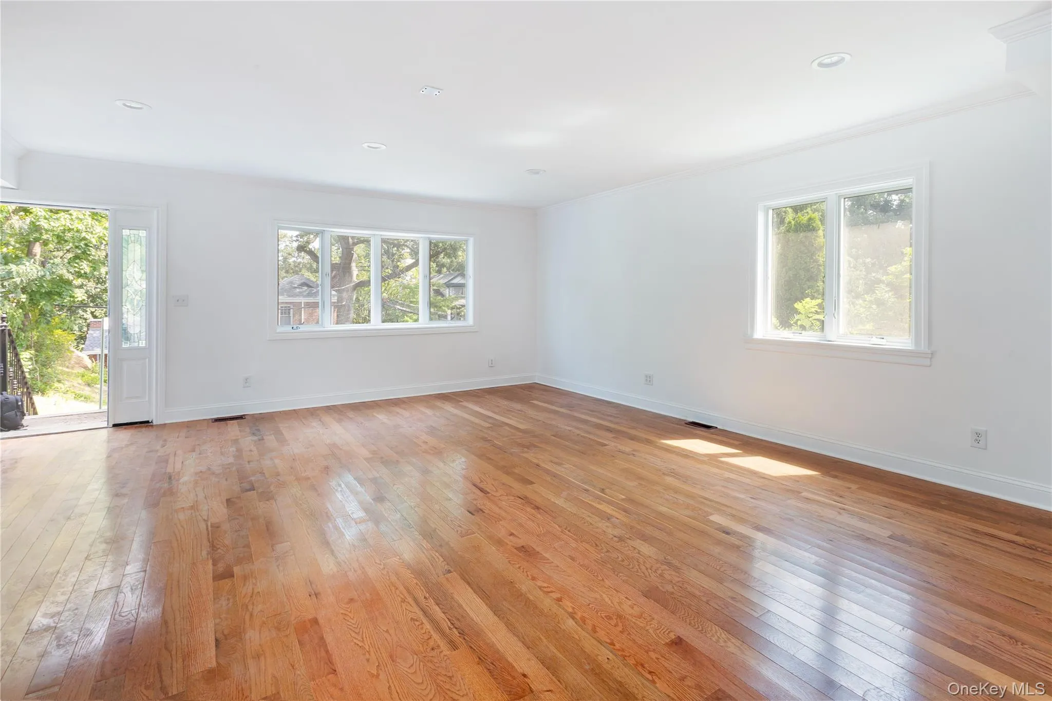 5637 Delafield Avenue, New York, NY, 4 Bedrooms Bedrooms, 7 Rooms Rooms,3 BathroomsBathrooms,Residential,For Rent,Delafield,0,1026932 5637 Delafield Avenue, New York, NY, 4 Bedrooms Bedrooms, 7 Rooms Rooms,3 BathroomsBathrooms,Residential,For Rent,Delafield,0,1026932