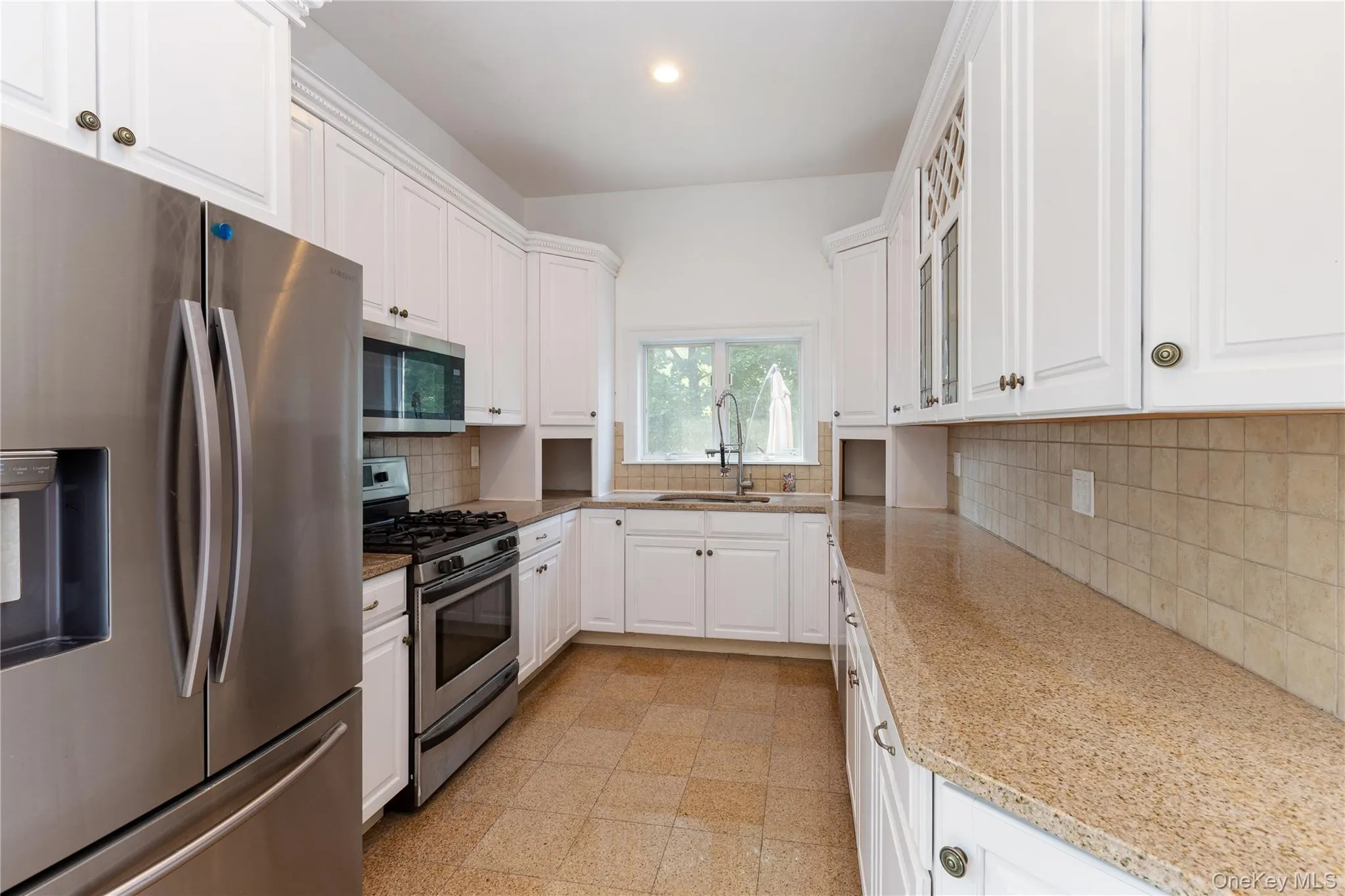 5637 Delafield Avenue, New York, NY, 4 Bedrooms Bedrooms, 7 Rooms Rooms,3 BathroomsBathrooms,Residential,For Rent,Delafield,0,1026932 5637 Delafield Avenue, New York, NY, 4 Bedrooms Bedrooms, 7 Rooms Rooms,3 BathroomsBathrooms,Residential,For Rent,Delafield,0,1026932