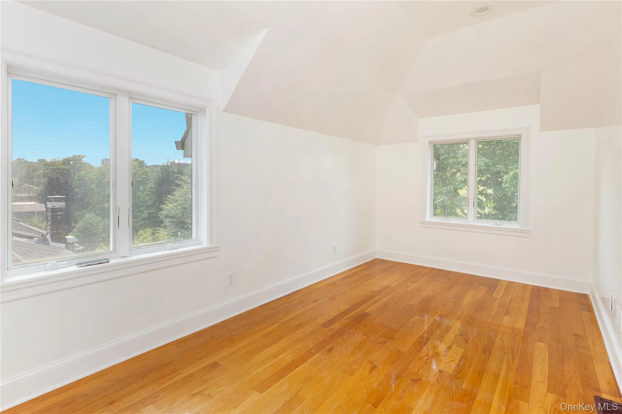 5637 Delafield Avenue, New York, NY, 4 Bedrooms Bedrooms, 7 Rooms Rooms,3 BathroomsBathrooms,Residential,For Rent,Delafield,0,1026932 5637 Delafield Avenue, New York, NY, 4 Bedrooms Bedrooms, 7 Rooms Rooms,3 BathroomsBathrooms,Residential,For Rent,Delafield,0,1026932