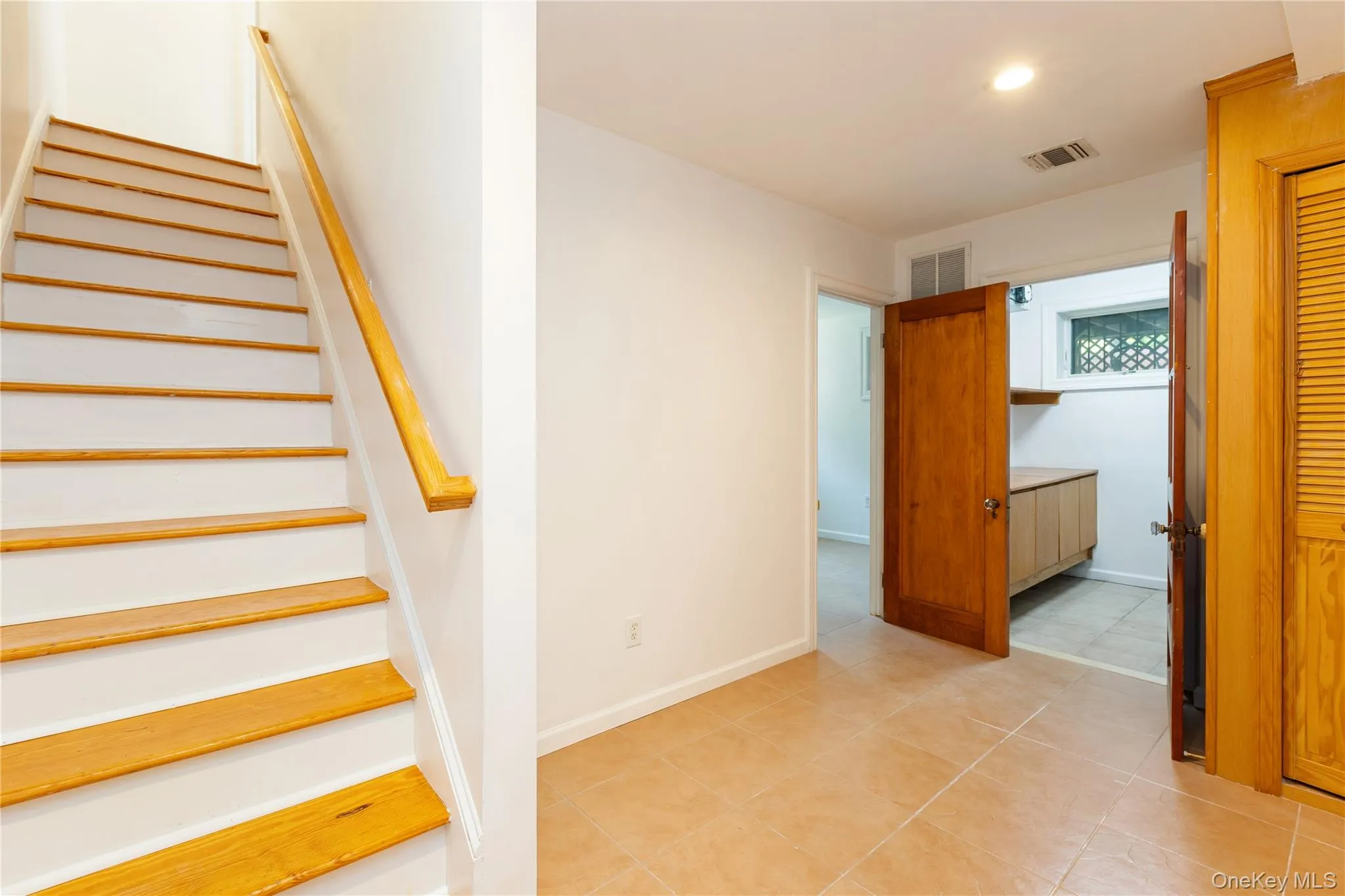 5637 Delafield Avenue, New York, NY, 4 Bedrooms Bedrooms, 7 Rooms Rooms,3 BathroomsBathrooms,Residential,For Rent,Delafield,0,1026932 5637 Delafield Avenue, New York, NY, 4 Bedrooms Bedrooms, 7 Rooms Rooms,3 BathroomsBathrooms,Residential,For Rent,Delafield,0,1026932
