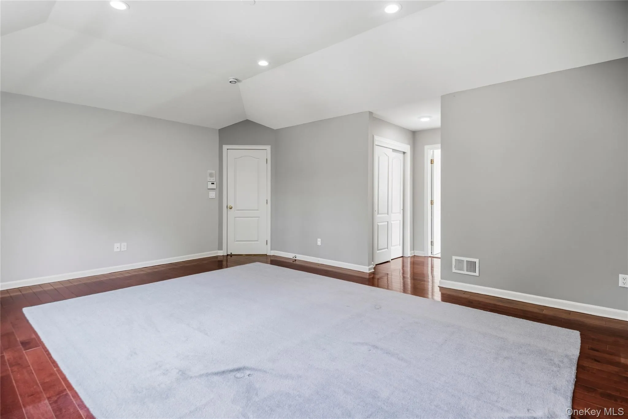 10 Osborne Lane, Oyster Bay, NY, 5 Bedrooms Bedrooms, 10 Rooms Rooms,5 BathroomsBathrooms,Residential Lease,For Rent,Osborne,0,1026934 10 Osborne Lane, Oyster Bay, NY, 5 Bedrooms Bedrooms, 10 Rooms Rooms,5 BathroomsBathrooms,Residential Lease,For Rent,Osborne,0,1026934