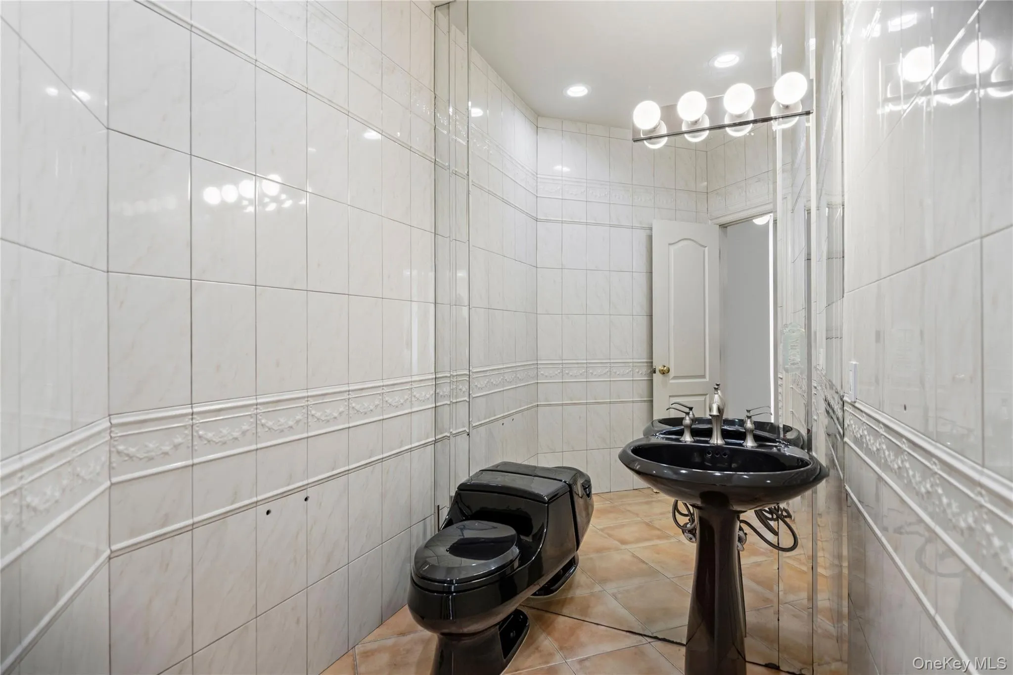 10 Osborne Lane, Oyster Bay, NY, 5 Bedrooms Bedrooms, 10 Rooms Rooms,5 BathroomsBathrooms,Residential Lease,For Rent,Osborne,0,1026934 10 Osborne Lane, Oyster Bay, NY, 5 Bedrooms Bedrooms, 10 Rooms Rooms,5 BathroomsBathrooms,Residential Lease,For Rent,Osborne,0,1026934