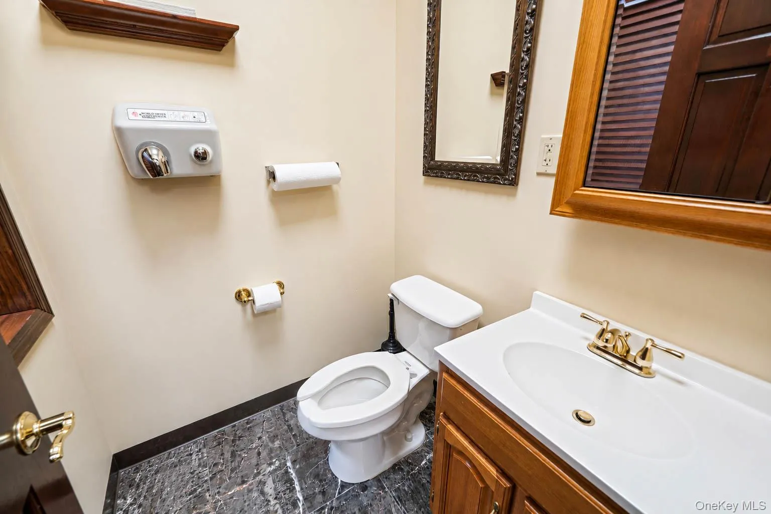 Private Office bathroom #2 Private Office bathroom #2