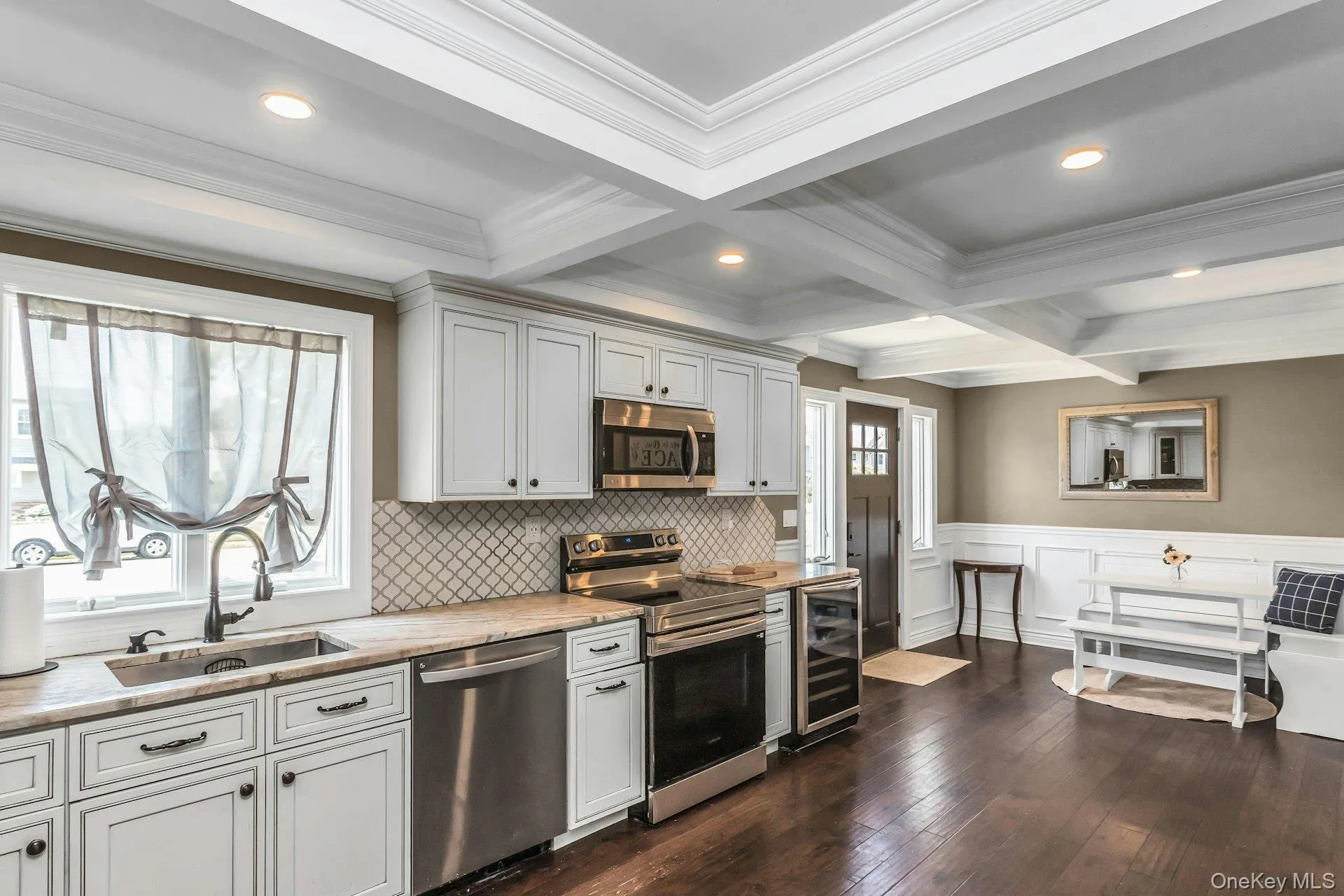 31 Martin Lane, Hempstead, NY, 4 Bedrooms Bedrooms, 8 Rooms Rooms,2 BathroomsBathrooms,Residential,For Rent,Martin,0,1026938 31 Martin Lane, Hempstead, NY, 4 Bedrooms Bedrooms, 8 Rooms Rooms,2 BathroomsBathrooms,Residential,For Rent,Martin,0,1026938