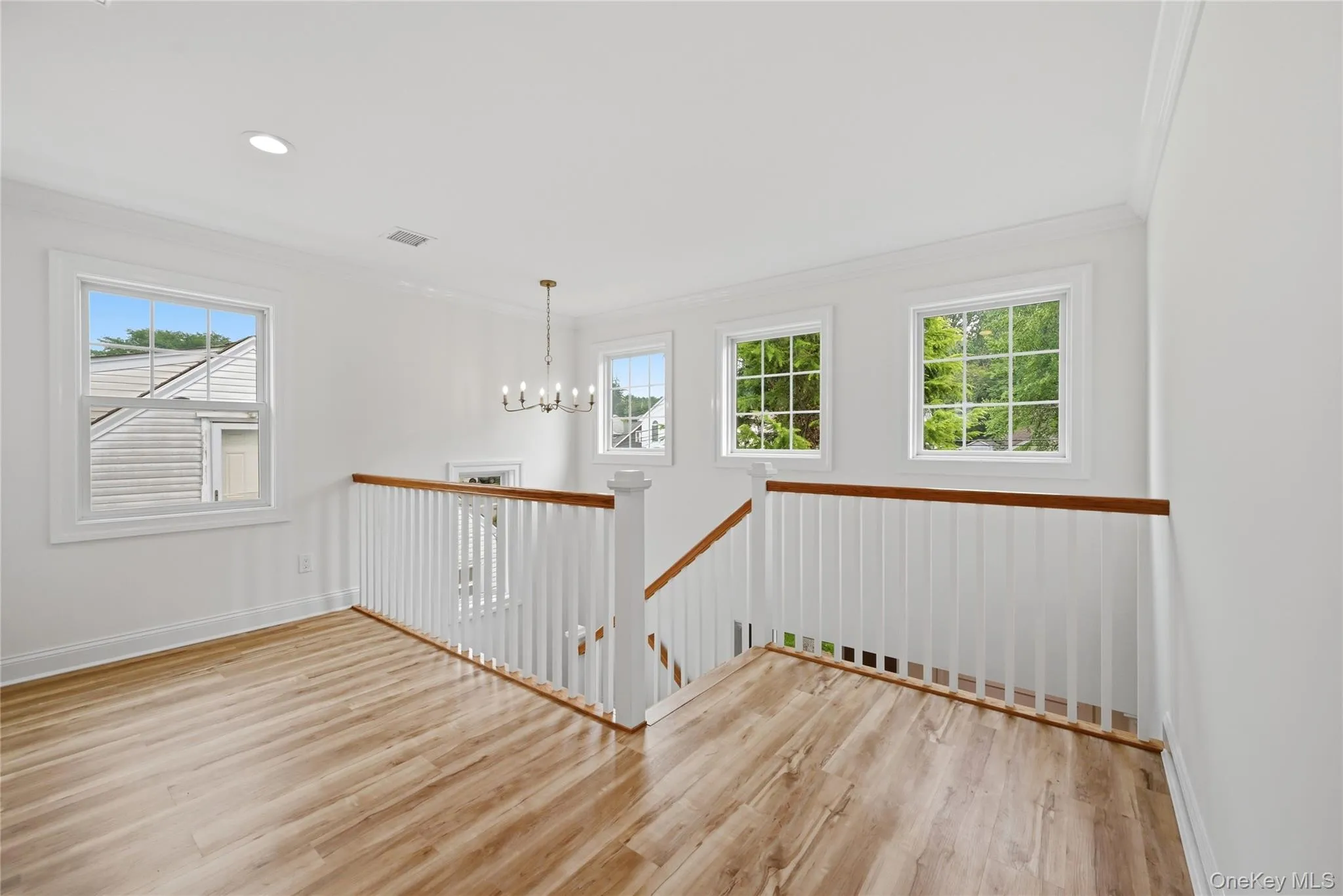 47 Central Parkway, Huntington, NY, 4 Bedrooms Bedrooms, 7 Rooms Rooms,2 BathroomsBathrooms,Residential,For Rent,Central,0,1026940 47 Central Parkway, Huntington, NY, 4 Bedrooms Bedrooms, 7 Rooms Rooms,2 BathroomsBathrooms,Residential,For Rent,Central,0,1026940