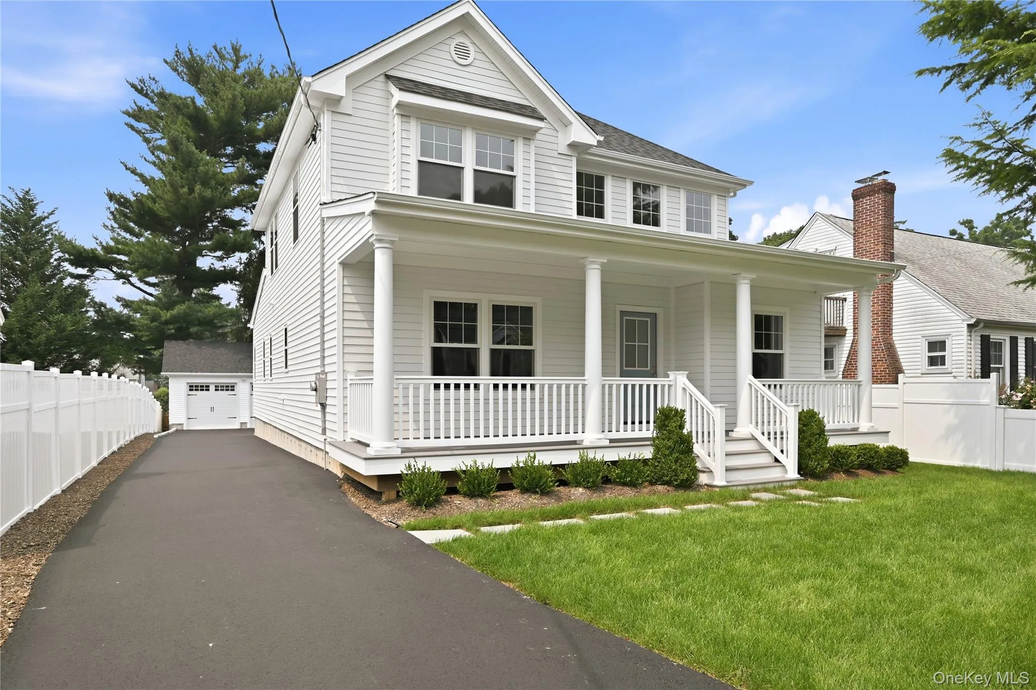 47 Central Parkway, Huntington, NY, 4 Bedrooms Bedrooms, 7 Rooms Rooms,2 BathroomsBathrooms,Residential,For Rent,Central,0,1026940 47 Central Parkway, Huntington, NY, 4 Bedrooms Bedrooms, 7 Rooms Rooms,2 BathroomsBathrooms,Residential,For Rent,Central,0,1026940