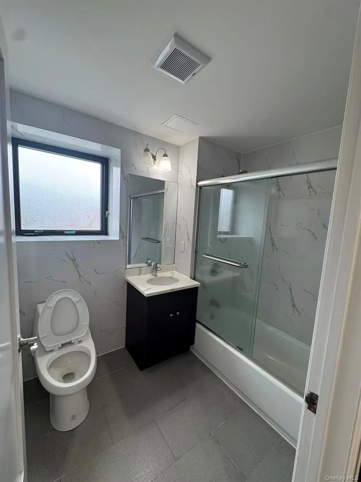 42-08 Bowne Street, New York, NY, 2 Bedrooms Bedrooms, 4 Rooms Rooms,1 BathroomBathrooms,Residential,For Rent,Bowne,0,1026947 42-08 Bowne Street, New York, NY, 2 Bedrooms Bedrooms, 4 Rooms Rooms,1 BathroomBathrooms,Residential,For Rent,Bowne,0,1026947