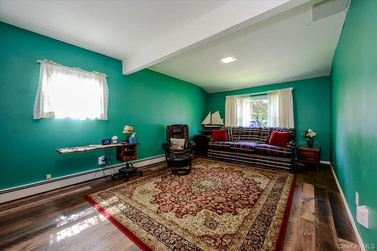 14 Akron Place, Brookhaven, NY, 3 Bedrooms Bedrooms, 7 Rooms Rooms,1 BathroomBathrooms,Residential,For Rent,Akron,0,1026948 14 Akron Place, Brookhaven, NY, 3 Bedrooms Bedrooms, 7 Rooms Rooms,1 BathroomBathrooms,Residential,For Rent,Akron,0,1026948
