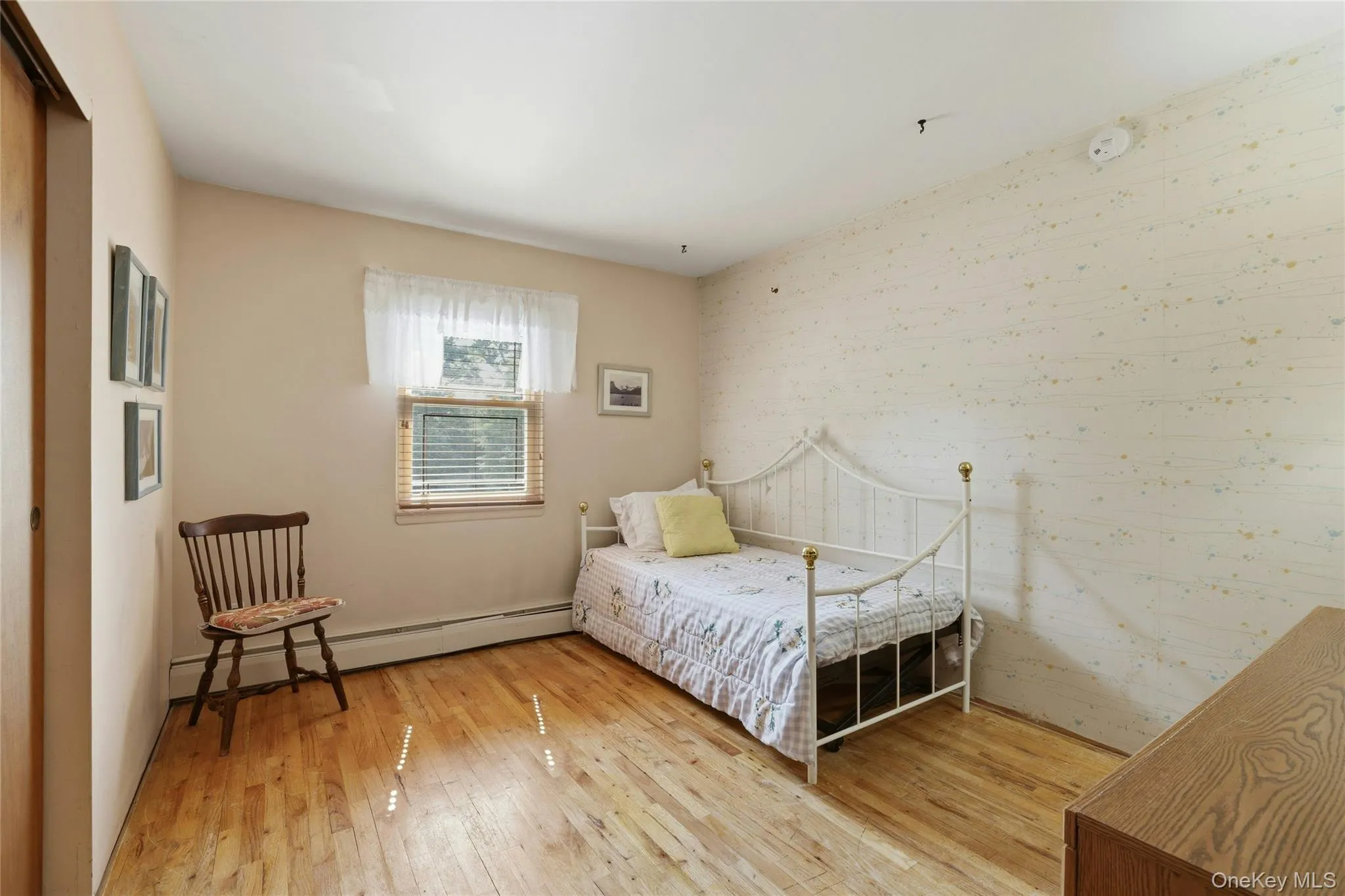 12 Kenny Street, Smithtown, NY, 4 Bedrooms Bedrooms, 12 Rooms Rooms,3 BathroomsBathrooms,Residential,For Rent,Kenny,0,1026950 12 Kenny Street, Smithtown, NY, 4 Bedrooms Bedrooms, 12 Rooms Rooms,3 BathroomsBathrooms,Residential,For Rent,Kenny,0,1026950