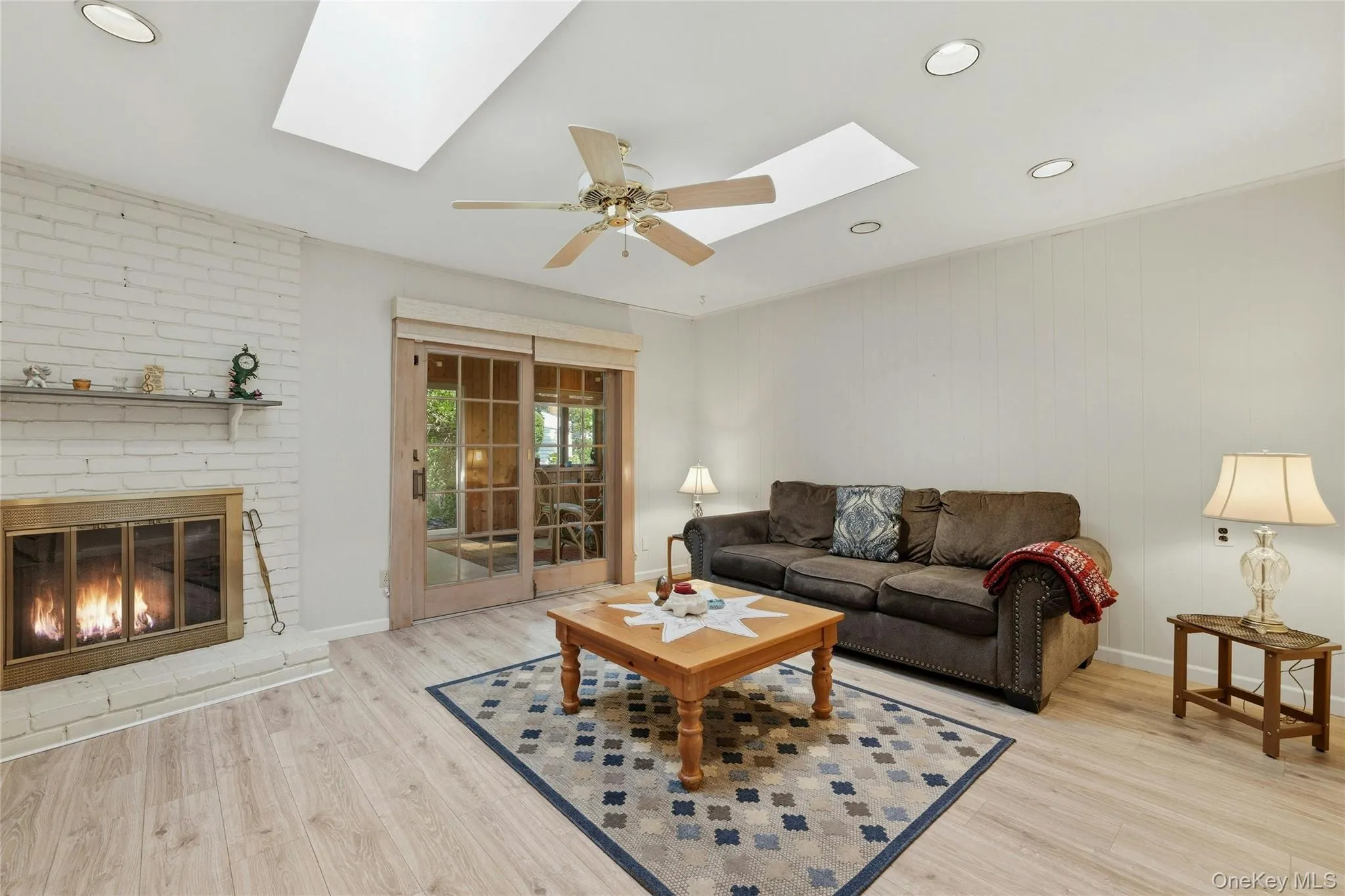 12 Kenny Street, Smithtown, NY, 4 Bedrooms Bedrooms, 12 Rooms Rooms,3 BathroomsBathrooms,Residential,For Rent,Kenny,0,1026950 12 Kenny Street, Smithtown, NY, 4 Bedrooms Bedrooms, 12 Rooms Rooms,3 BathroomsBathrooms,Residential,For Rent,Kenny,0,1026950