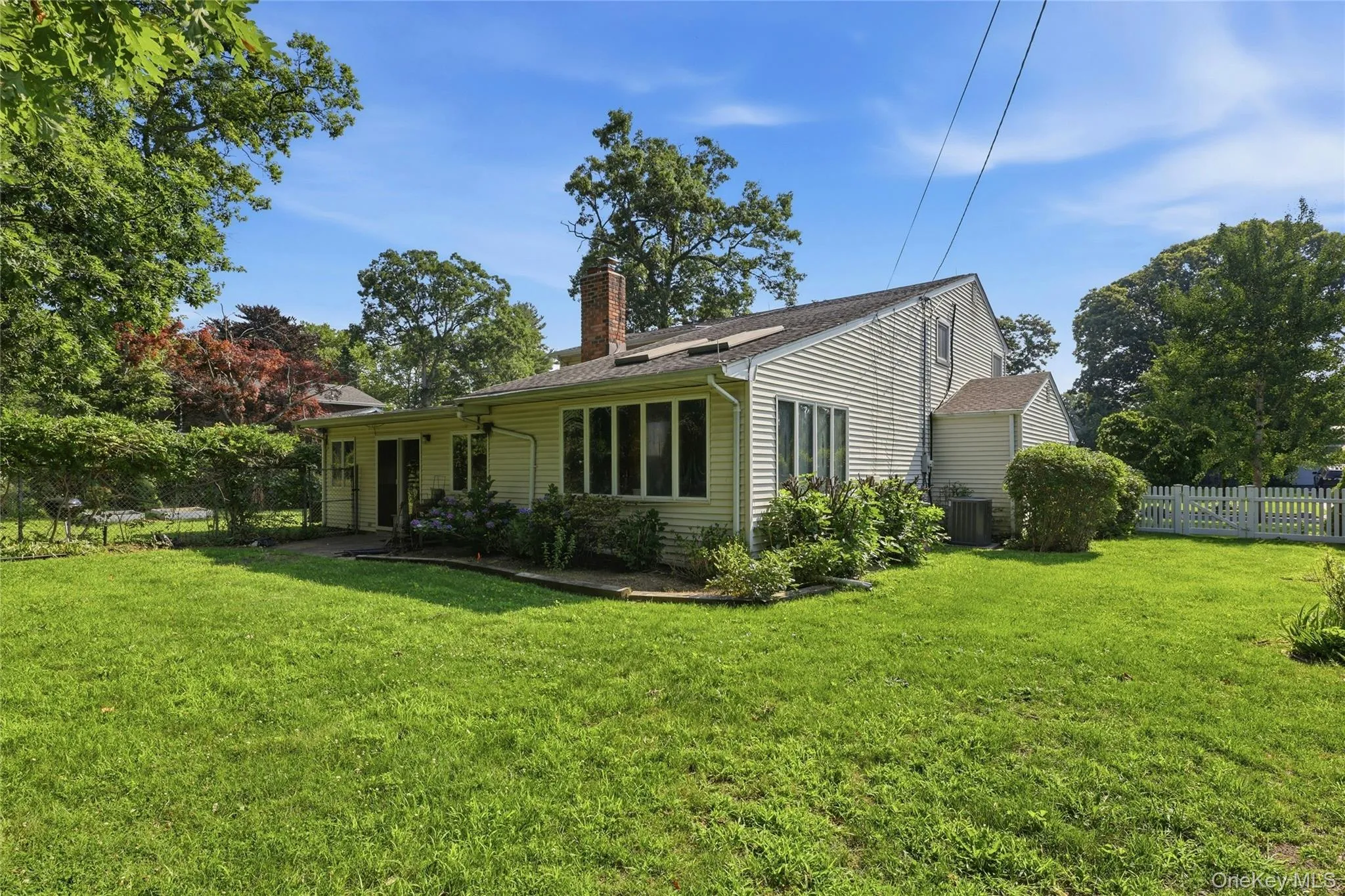 12 Kenny Street, Smithtown, NY, 4 Bedrooms Bedrooms, 12 Rooms Rooms,3 BathroomsBathrooms,Residential,For Rent,Kenny,0,1026950 12 Kenny Street, Smithtown, NY, 4 Bedrooms Bedrooms, 12 Rooms Rooms,3 BathroomsBathrooms,Residential,For Rent,Kenny,0,1026950