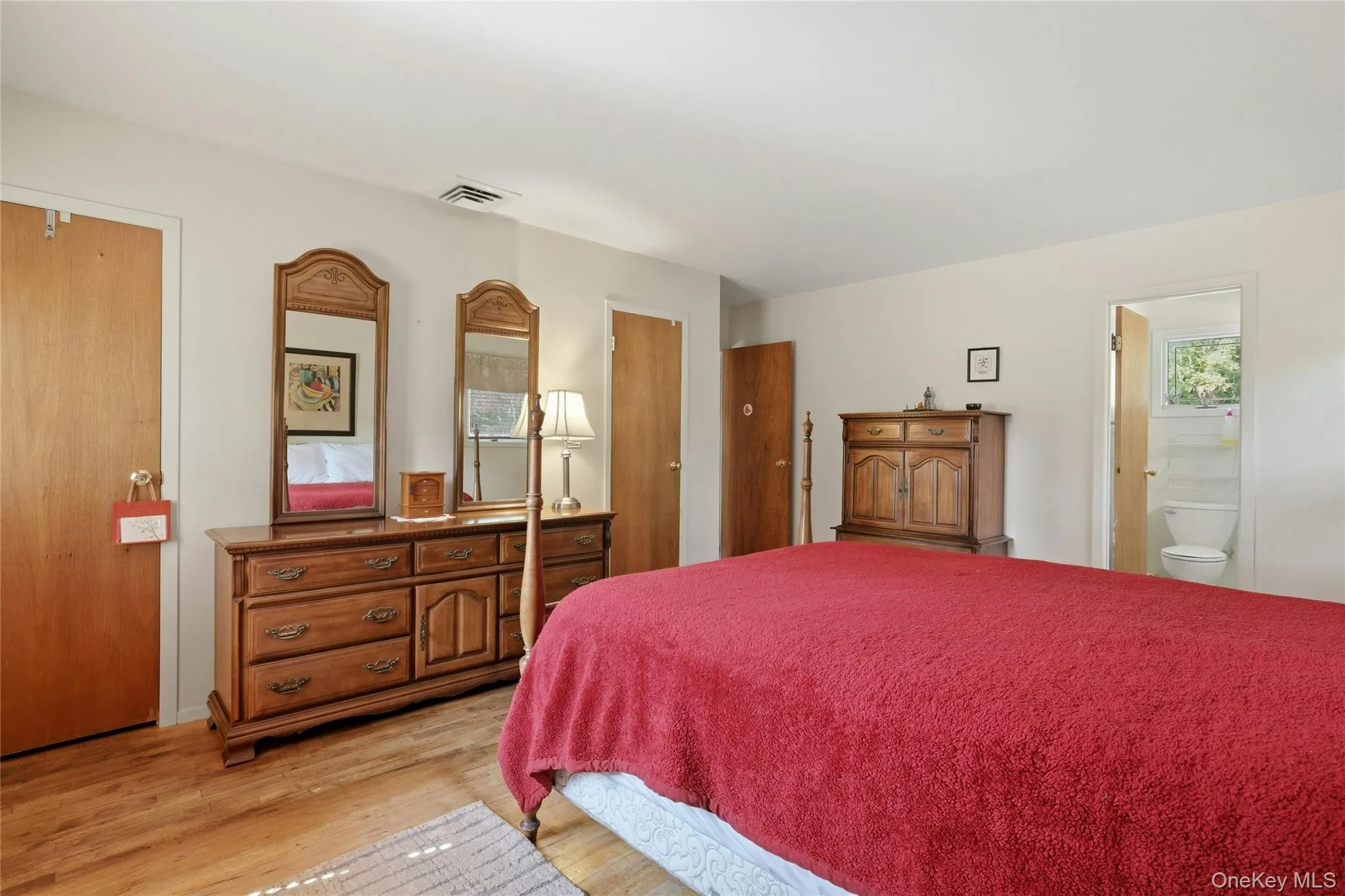 12 Kenny Street, Smithtown, NY, 4 Bedrooms Bedrooms, 12 Rooms Rooms,3 BathroomsBathrooms,Residential,For Rent,Kenny,0,1026950 12 Kenny Street, Smithtown, NY, 4 Bedrooms Bedrooms, 12 Rooms Rooms,3 BathroomsBathrooms,Residential,For Rent,Kenny,0,1026950