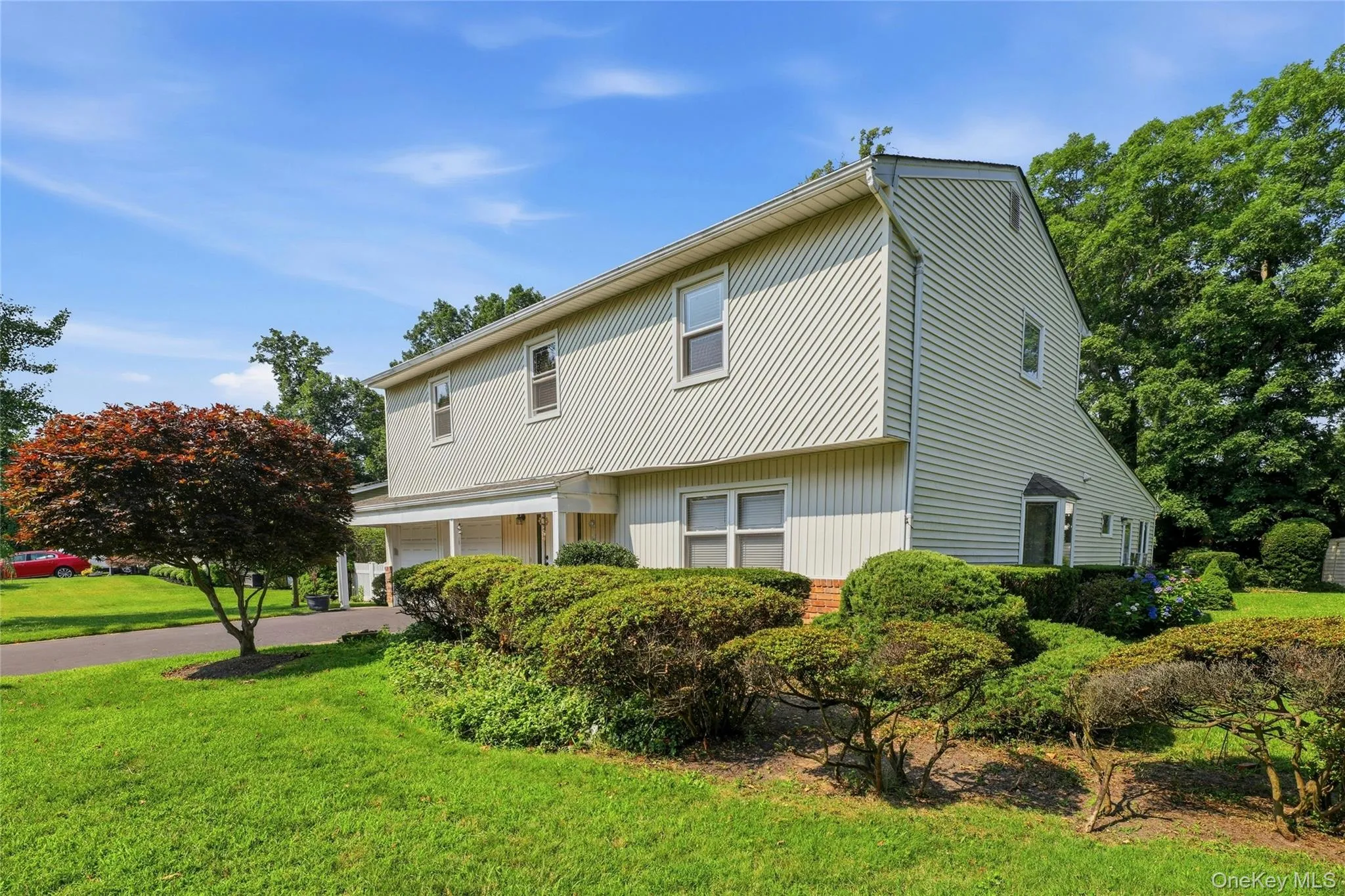 12 Kenny Street, Smithtown, NY, 4 Bedrooms Bedrooms, 12 Rooms Rooms,3 BathroomsBathrooms,Residential,For Rent,Kenny,0,1026950 12 Kenny Street, Smithtown, NY, 4 Bedrooms Bedrooms, 12 Rooms Rooms,3 BathroomsBathrooms,Residential,For Rent,Kenny,0,1026950