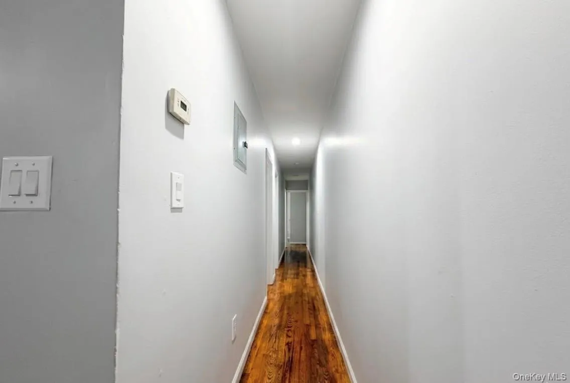 1189 Grant Avenue, New York, NY, 3 Bedrooms Bedrooms, 7 Rooms Rooms,2 BathroomsBathrooms,Residential Lease,For Rent,Grant,0,1026954 1189 Grant Avenue, New York, NY, 3 Bedrooms Bedrooms, 7 Rooms Rooms,2 BathroomsBathrooms,Residential Lease,For Rent,Grant,0,1026954