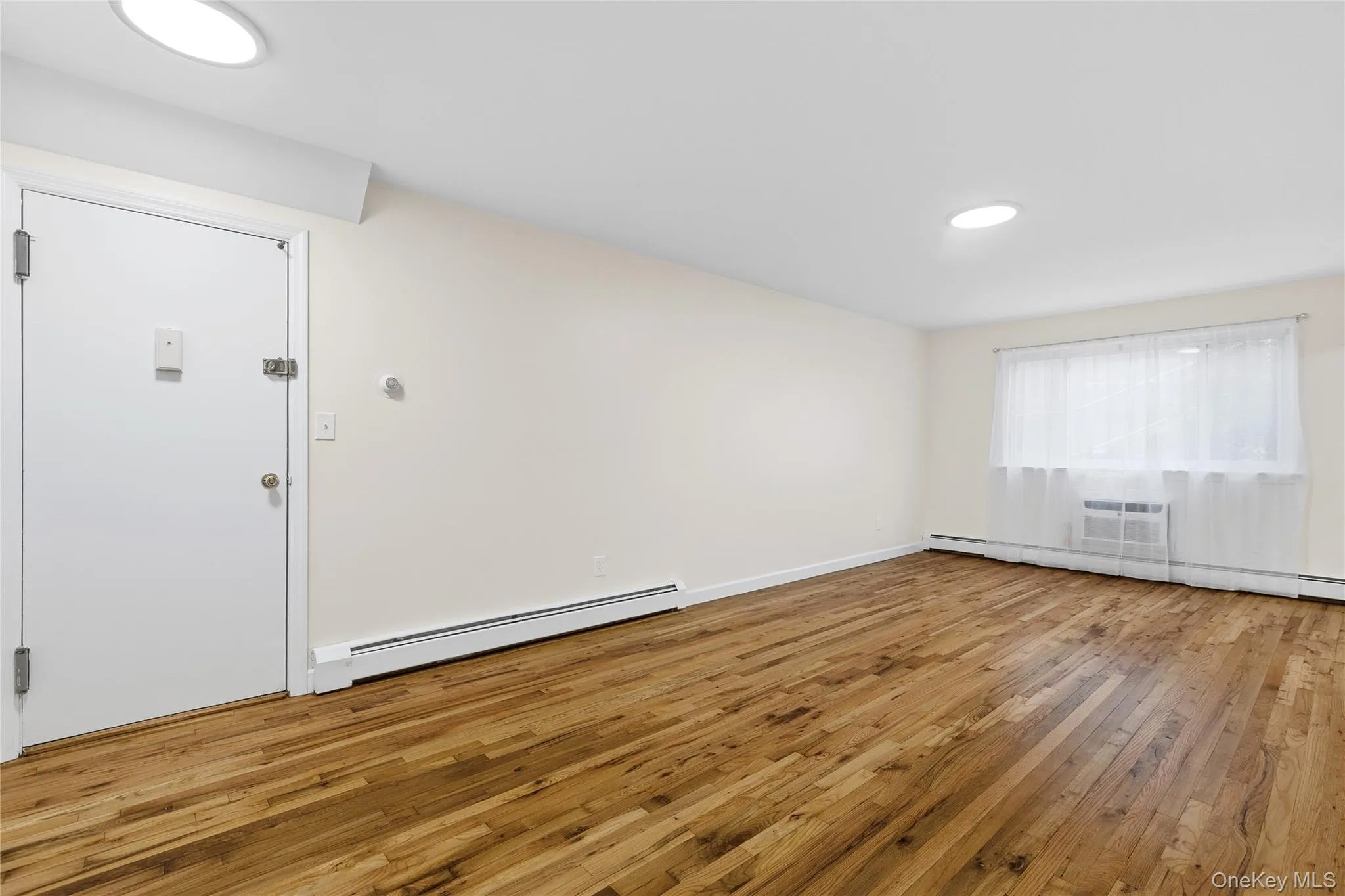2 Woods End Circle, Peekskill, NY, 1 Bedroom Bedrooms, 3 Rooms Rooms,1 BathroomBathrooms,Residential,For Rent,Woods End,0,1026958 2 Woods End Circle, Peekskill, NY, 1 Bedroom Bedrooms, 3 Rooms Rooms,1 BathroomBathrooms,Residential,For Rent,Woods End,0,1026958