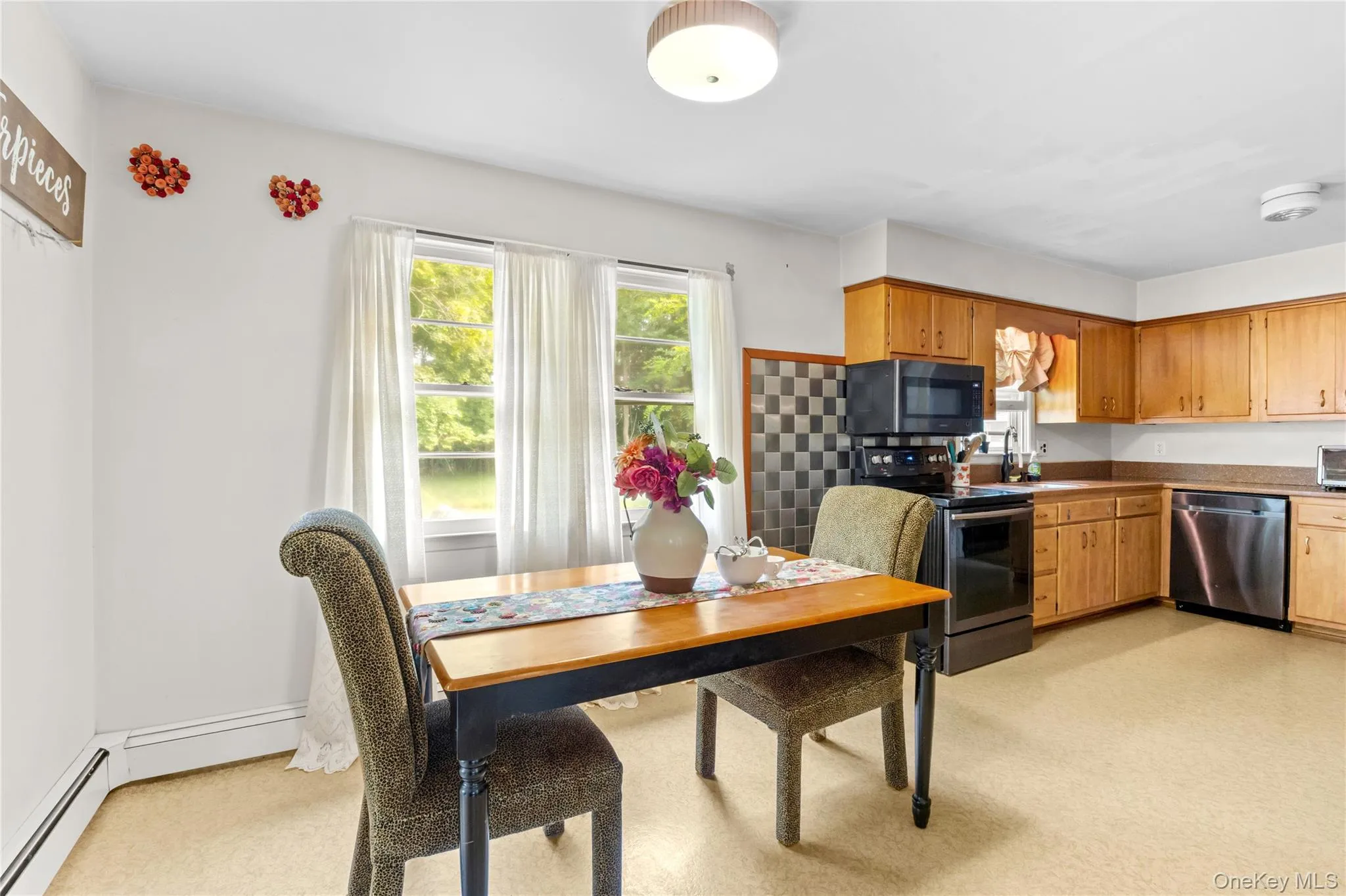 20 Audubon Gate, Brookhaven, NY, 3 Bedrooms Bedrooms, 10 Rooms Rooms,3 BathroomsBathrooms,Residential,For Rent,Audubon Gate,0,1026959 20 Audubon Gate, Brookhaven, NY, 3 Bedrooms Bedrooms, 10 Rooms Rooms,3 BathroomsBathrooms,Residential,For Rent,Audubon Gate,0,1026959