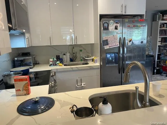 655 Chestnut Street, Hempstead, NY, 2 Bedrooms Bedrooms, 5 Rooms Rooms,2 BathroomsBathrooms,Residential Lease,For Rent,Chestnut,0,1026962 655 Chestnut Street, Hempstead, NY, 2 Bedrooms Bedrooms, 5 Rooms Rooms,2 BathroomsBathrooms,Residential Lease,For Rent,Chestnut,0,1026962
