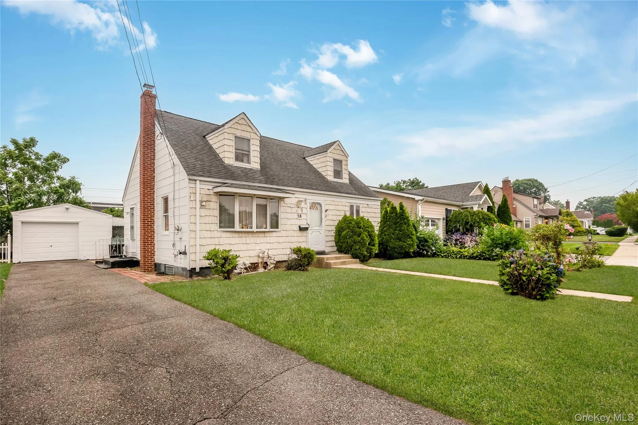 58 Crescent Drive, Babylon, NY, 3 Bedrooms Bedrooms, 7 Rooms Rooms,1 BathroomBathrooms,Residential,For Rent,Crescent,0,1026966 58 Crescent Drive, Babylon, NY, 3 Bedrooms Bedrooms, 7 Rooms Rooms,1 BathroomBathrooms,Residential,For Rent,Crescent,0,1026966