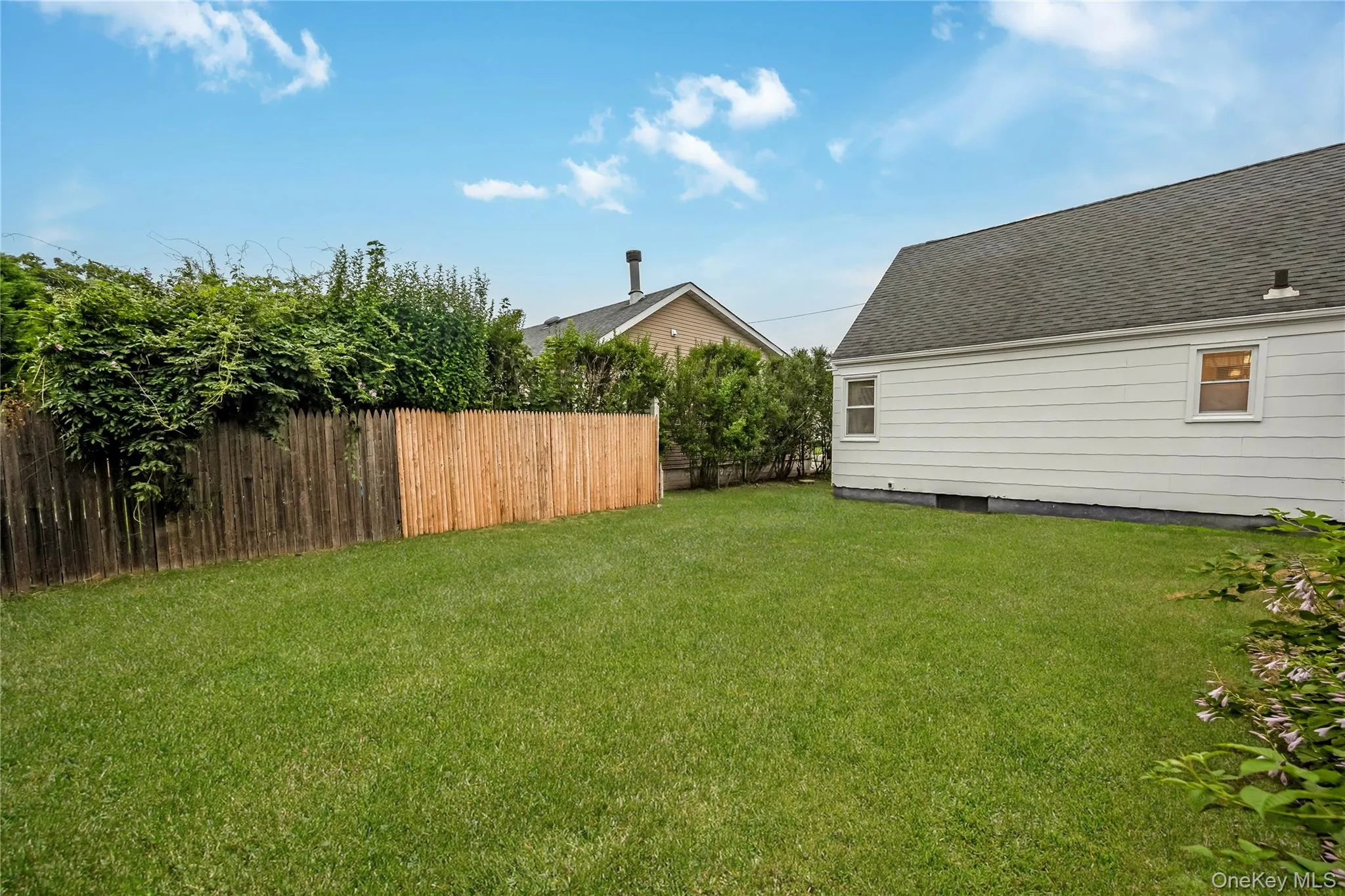58 Crescent Drive, Babylon, NY, 3 Bedrooms Bedrooms, 7 Rooms Rooms,1 BathroomBathrooms,Residential,For Rent,Crescent,0,1026966 58 Crescent Drive, Babylon, NY, 3 Bedrooms Bedrooms, 7 Rooms Rooms,1 BathroomBathrooms,Residential,For Rent,Crescent,0,1026966
