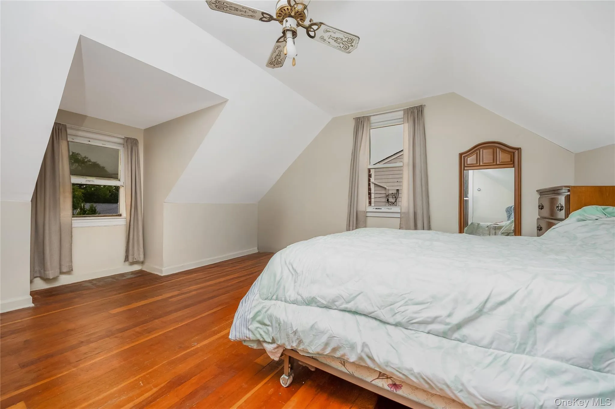 58 Crescent Drive, Babylon, NY, 3 Bedrooms Bedrooms, 7 Rooms Rooms,1 BathroomBathrooms,Residential,For Rent,Crescent,0,1026966 58 Crescent Drive, Babylon, NY, 3 Bedrooms Bedrooms, 7 Rooms Rooms,1 BathroomBathrooms,Residential,For Rent,Crescent,0,1026966