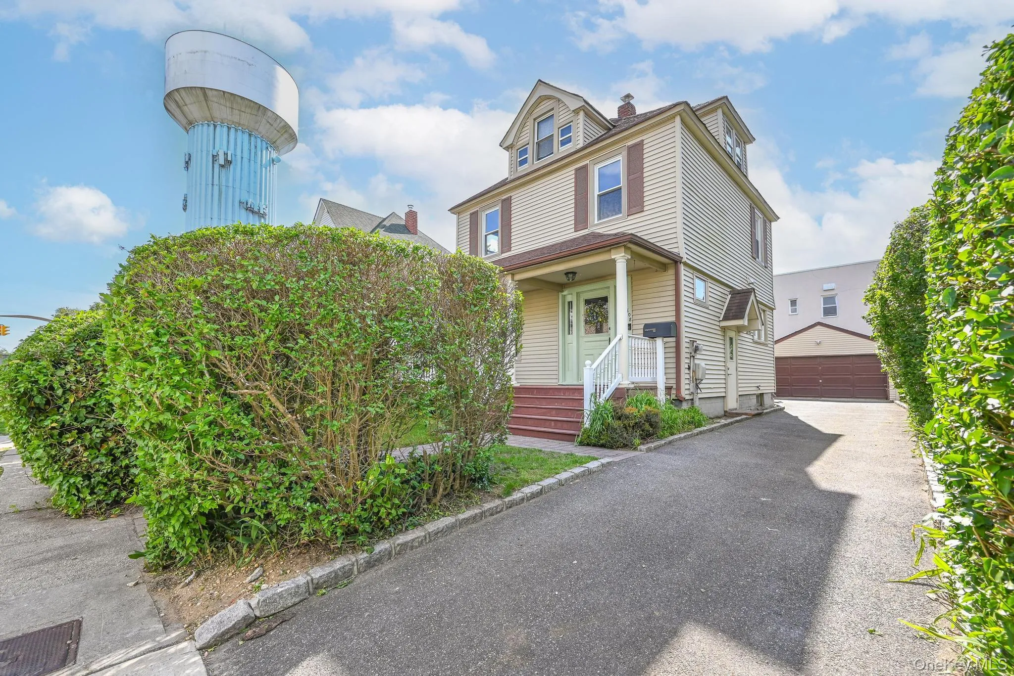 108 Forest Avenue, Hempstead, NY, 3 Bedrooms Bedrooms, 7 Rooms Rooms,1 BathroomBathrooms,Residential,For Rent,Forest,0,1026967 108 Forest Avenue, Hempstead, NY, 3 Bedrooms Bedrooms, 7 Rooms Rooms,1 BathroomBathrooms,Residential,For Rent,Forest,0,1026967