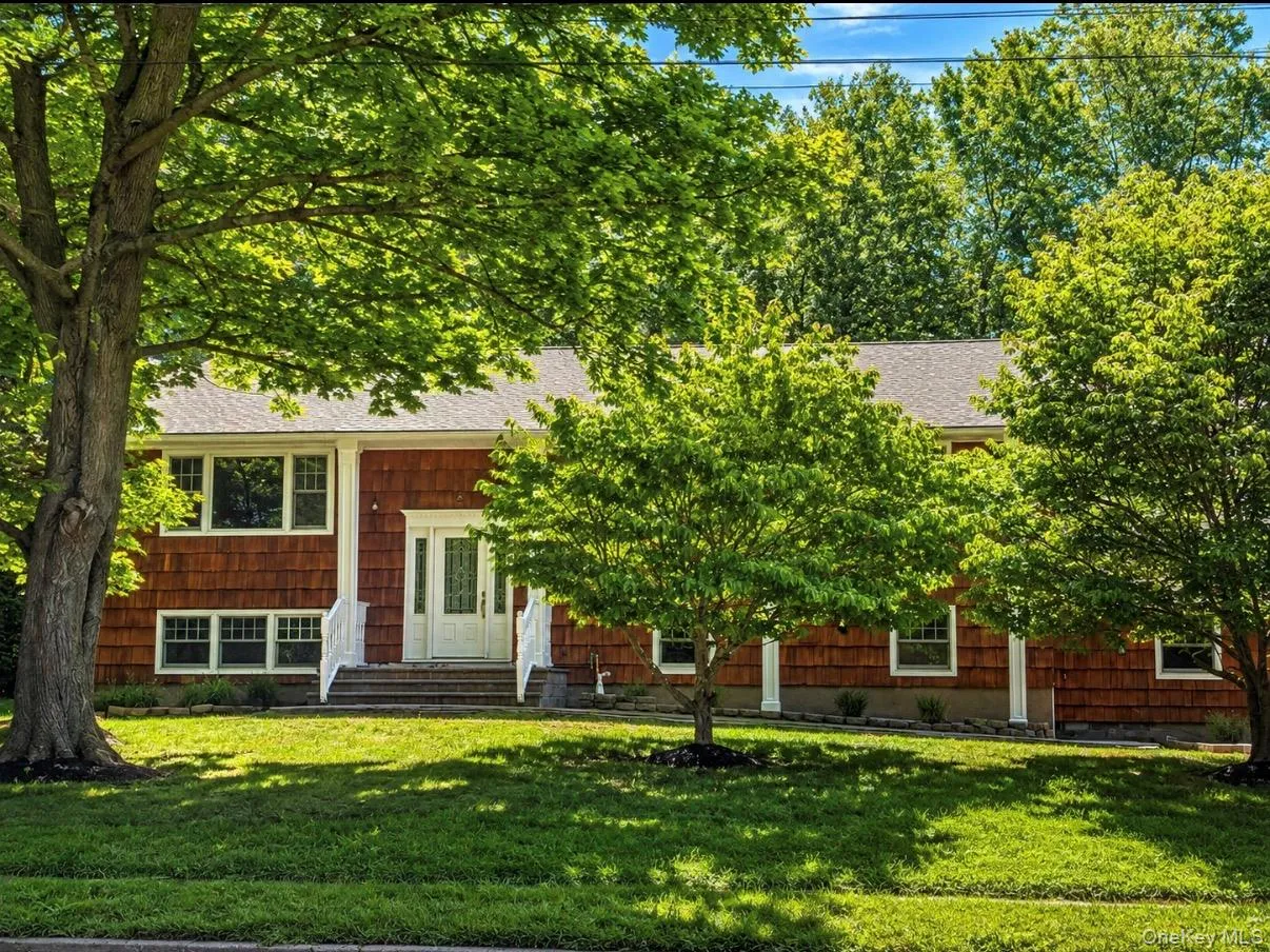 251 Kings Highway, Orangetown, NY, 4 Bedrooms Bedrooms, 13 Rooms Rooms,3 BathroomsBathrooms,Residential,For Rent,Kings,0,1026968 251 Kings Highway, Orangetown, NY, 4 Bedrooms Bedrooms, 13 Rooms Rooms,3 BathroomsBathrooms,Residential,For Rent,Kings,0,1026968