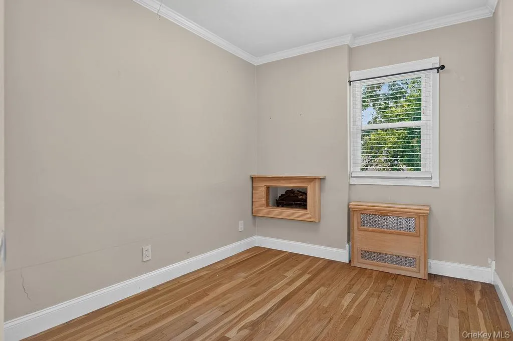 103 Wiltshire Road, New Rochelle, NY, 1 Bedroom Bedrooms, 5 Rooms Rooms,1 BathroomBathrooms,Residential Lease,For Rent,Wiltshire,0,1026972 103 Wiltshire Road, New Rochelle, NY, 1 Bedroom Bedrooms, 5 Rooms Rooms,1 BathroomBathrooms,Residential Lease,For Rent,Wiltshire,0,1026972