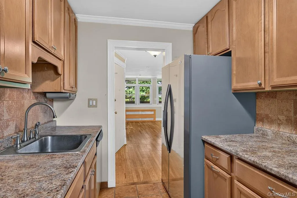103 Wiltshire Road, New Rochelle, NY, 1 Bedroom Bedrooms, 5 Rooms Rooms,1 BathroomBathrooms,Residential Lease,For Rent,Wiltshire,0,1026972 103 Wiltshire Road, New Rochelle, NY, 1 Bedroom Bedrooms, 5 Rooms Rooms,1 BathroomBathrooms,Residential Lease,For Rent,Wiltshire,0,1026972