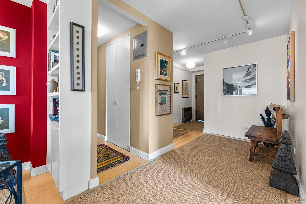 Foyer Foyer