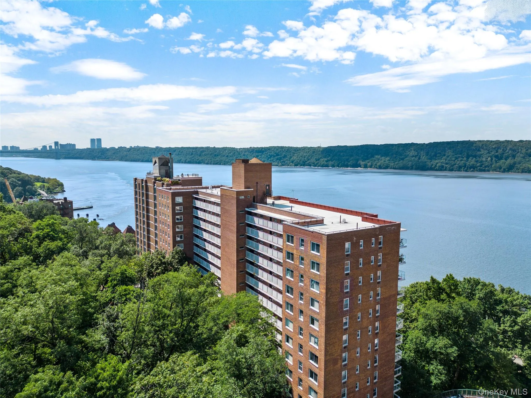 2575 Palisade Avenue, New York, NY, 4 Bedrooms Bedrooms, 11 Rooms Rooms,3 BathroomsBathrooms,Residential,For Rent,Palisade,0,1026973 2575 Palisade Avenue, New York, NY, 4 Bedrooms Bedrooms, 11 Rooms Rooms,3 BathroomsBathrooms,Residential,For Rent,Palisade,0,1026973