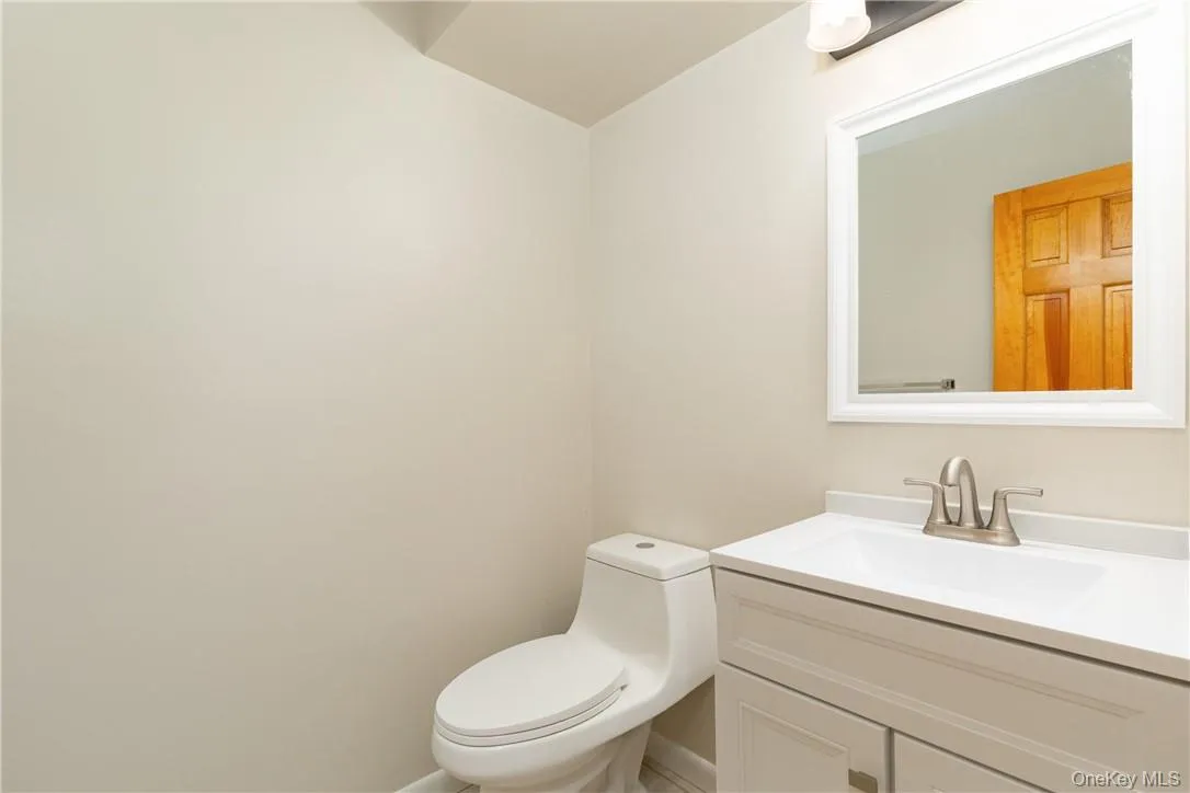 Main Floor Half-Bathroom Main Floor Half-Bathroom