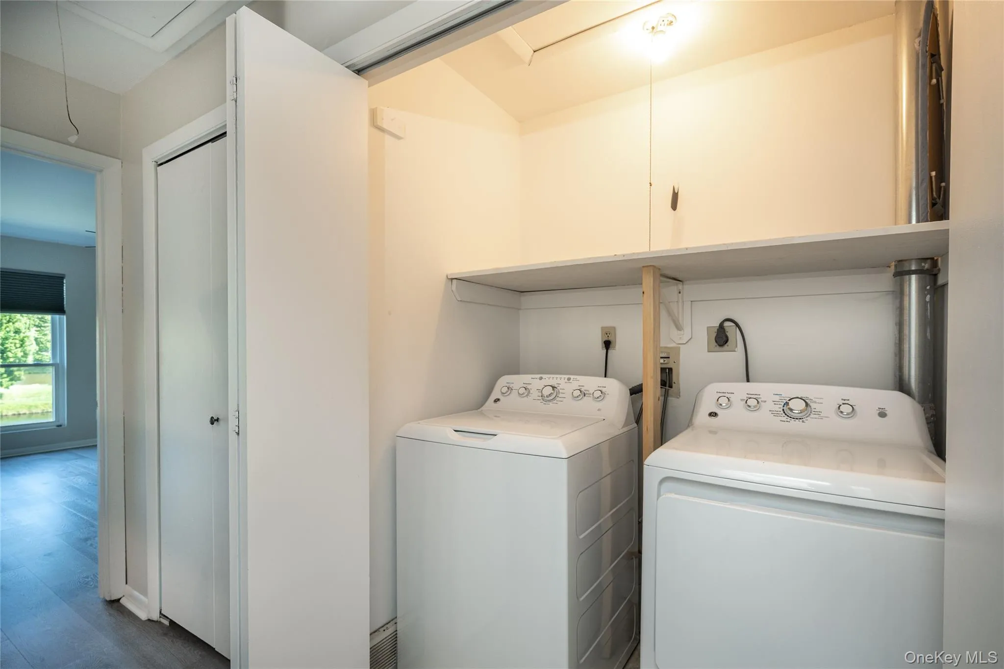 21 Pond Drive, Rhinebeck, NY, 2 Bedrooms Bedrooms, 5 Rooms Rooms,2 BathroomsBathrooms,Residential Lease,For Rent,Pond,0,1026974 21 Pond Drive, Rhinebeck, NY, 2 Bedrooms Bedrooms, 5 Rooms Rooms,2 BathroomsBathrooms,Residential Lease,For Rent,Pond,0,1026974