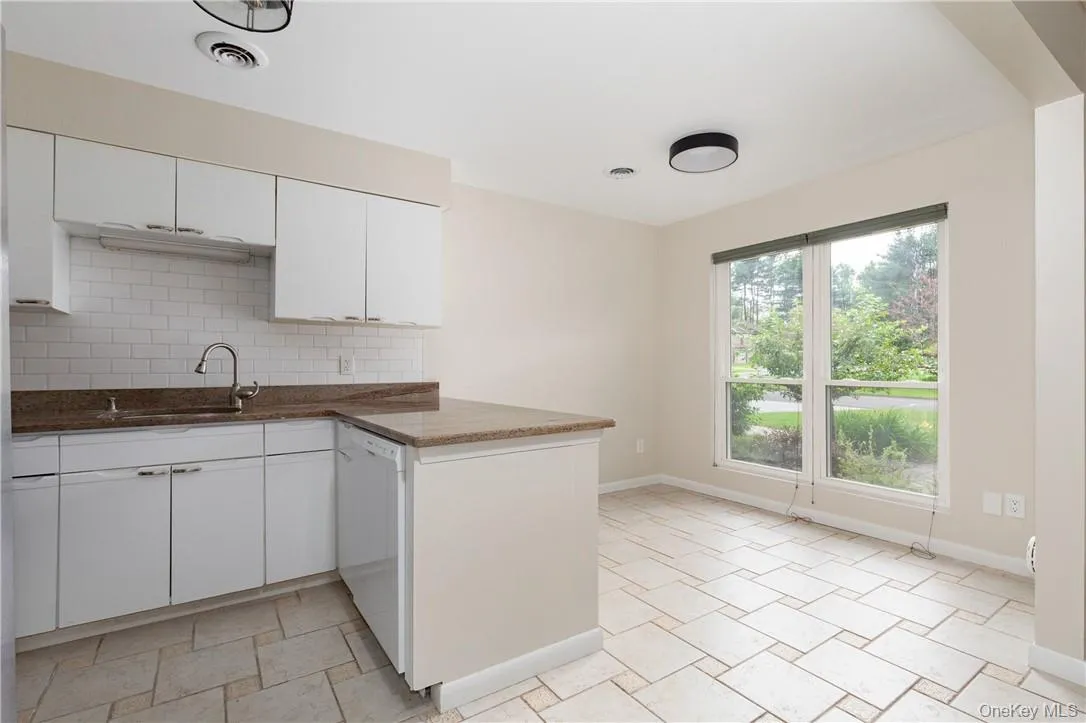 21 Pond Drive, Rhinebeck, NY, 2 Bedrooms Bedrooms, 5 Rooms Rooms,2 BathroomsBathrooms,Residential Lease,For Rent,Pond,0,1026974 21 Pond Drive, Rhinebeck, NY, 2 Bedrooms Bedrooms, 5 Rooms Rooms,2 BathroomsBathrooms,Residential Lease,For Rent,Pond,0,1026974