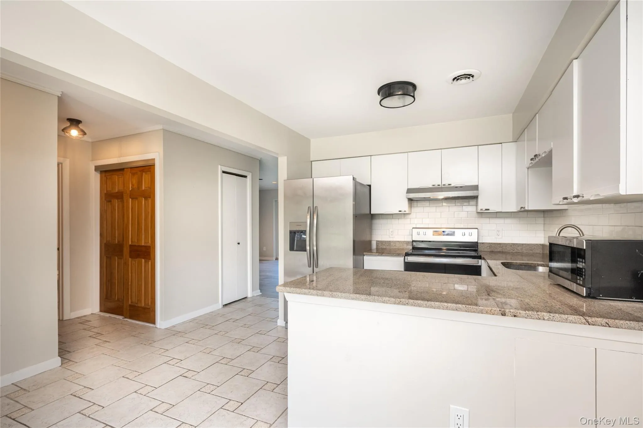 21 Pond Drive, Rhinebeck, NY, 2 Bedrooms Bedrooms, 5 Rooms Rooms,2 BathroomsBathrooms,Residential Lease,For Rent,Pond,0,1026974 21 Pond Drive, Rhinebeck, NY, 2 Bedrooms Bedrooms, 5 Rooms Rooms,2 BathroomsBathrooms,Residential Lease,For Rent,Pond,0,1026974