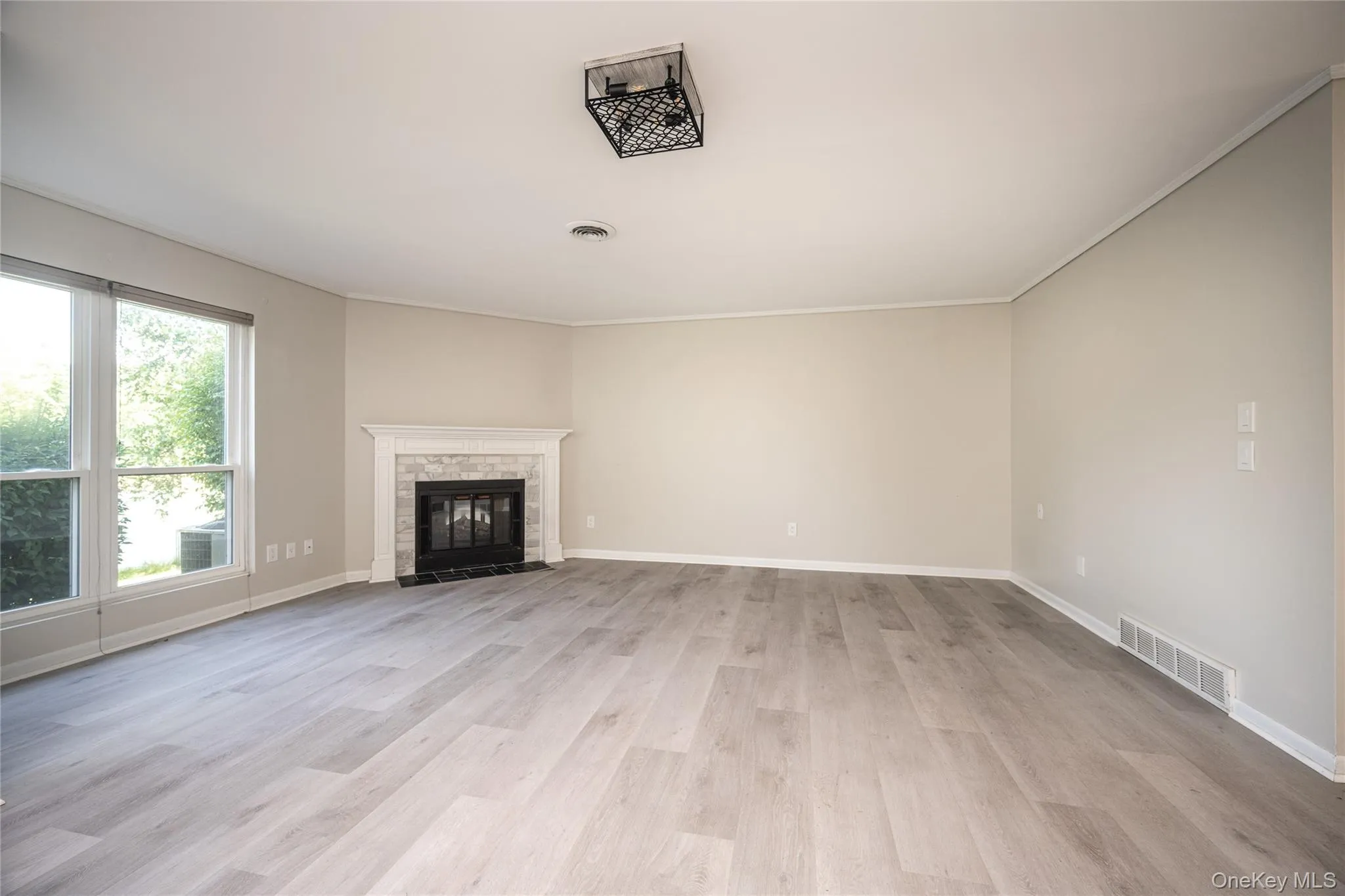 21 Pond Drive, Rhinebeck, NY, 2 Bedrooms Bedrooms, 5 Rooms Rooms,2 BathroomsBathrooms,Residential Lease,For Rent,Pond,0,1026974 21 Pond Drive, Rhinebeck, NY, 2 Bedrooms Bedrooms, 5 Rooms Rooms,2 BathroomsBathrooms,Residential Lease,For Rent,Pond,0,1026974