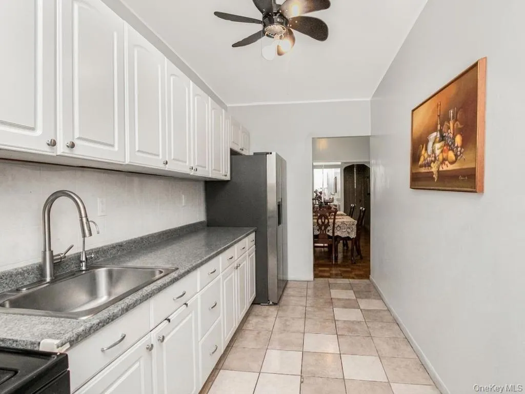 2166 Bronx Park, New York, NY, 2 Bedrooms Bedrooms, 4 Rooms Rooms,1 BathroomBathrooms,Residential,For Rent,Bronx,0,1026981 2166 Bronx Park, New York, NY, 2 Bedrooms Bedrooms, 4 Rooms Rooms,1 BathroomBathrooms,Residential,For Rent,Bronx,0,1026981