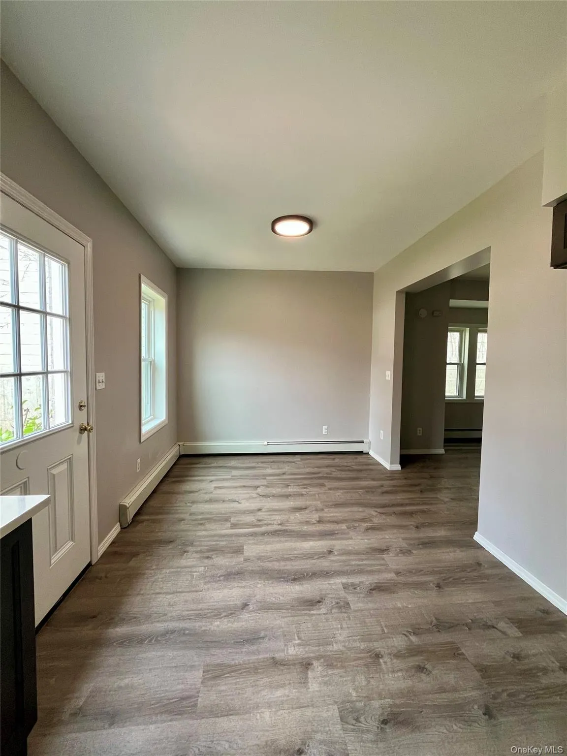 6 2nd Street, Huntington, NY, 3 Bedrooms Bedrooms, 5 Rooms Rooms,1 BathroomBathrooms,Residential Lease,For Rent,2nd,0,1026983 6 2nd Street, Huntington, NY, 3 Bedrooms Bedrooms, 5 Rooms Rooms,1 BathroomBathrooms,Residential Lease,For Rent,2nd,0,1026983