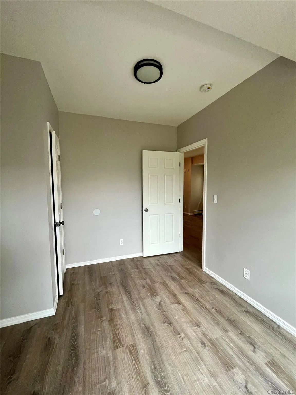 6 2nd Street, Huntington, NY, 3 Bedrooms Bedrooms, 5 Rooms Rooms,1 BathroomBathrooms,Residential Lease,For Rent,2nd,0,1026983 6 2nd Street, Huntington, NY, 3 Bedrooms Bedrooms, 5 Rooms Rooms,1 BathroomBathrooms,Residential Lease,For Rent,2nd,0,1026983