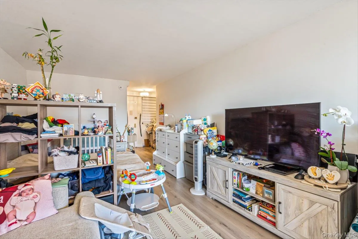 9740 62nd Drive, New York, NY, 2 Rooms Rooms,1 BathroomBathrooms,Residential Lease,For Rent,62nd,0,1026987 9740 62nd Drive, New York, NY, 2 Rooms Rooms,1 BathroomBathrooms,Residential Lease,For Rent,62nd,0,1026987