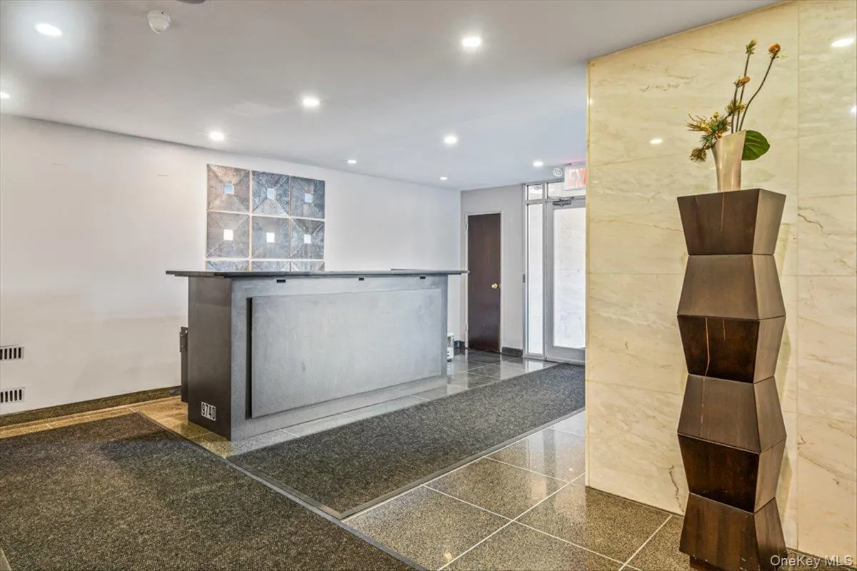 9740 62nd Drive, New York, NY, 2 Rooms Rooms,1 BathroomBathrooms,Residential Lease,For Rent,62nd,0,1026987 9740 62nd Drive, New York, NY, 2 Rooms Rooms,1 BathroomBathrooms,Residential Lease,For Rent,62nd,0,1026987