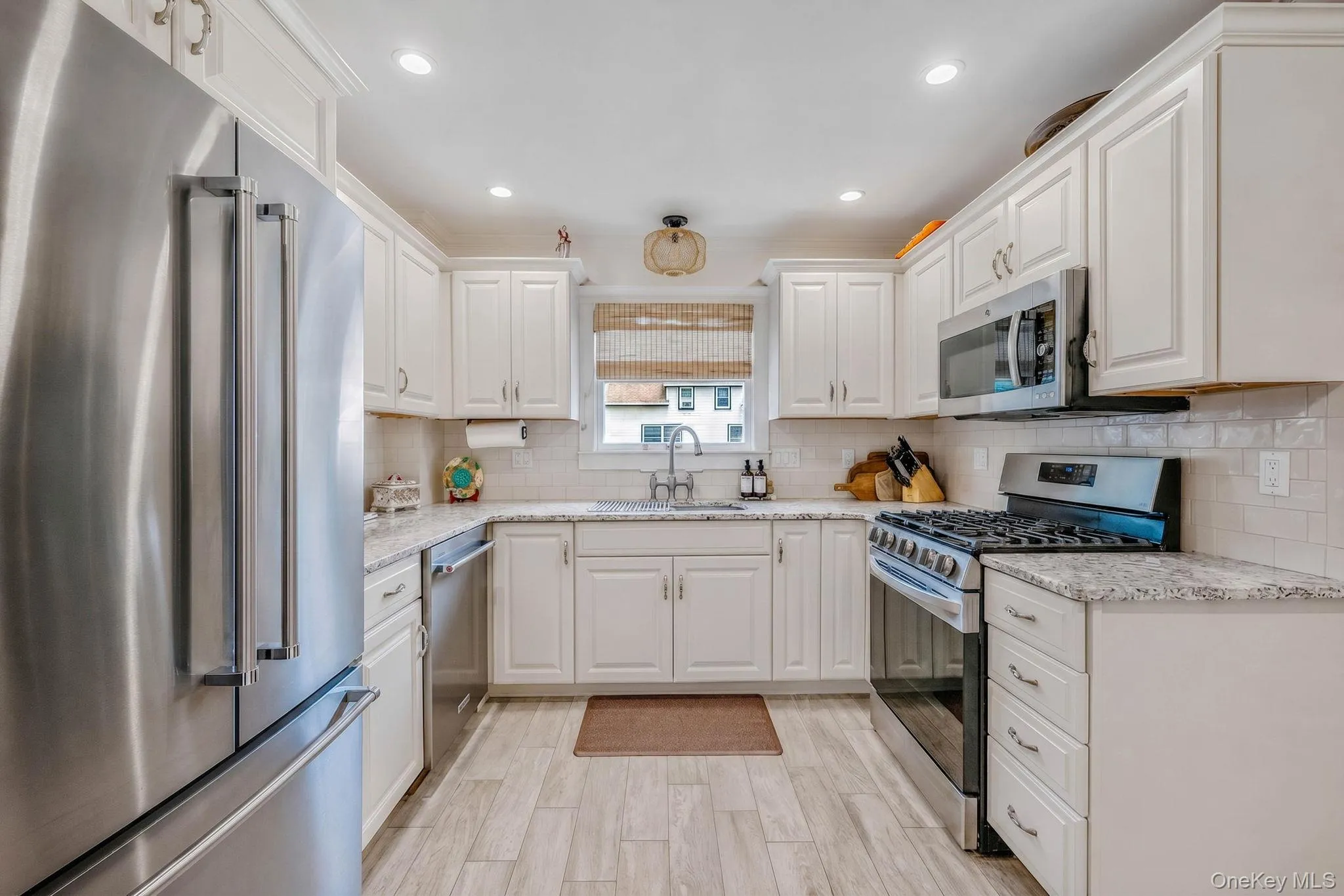 312 Riverside Drive, Riverhead, NY, 4 Bedrooms Bedrooms, 8 Rooms Rooms,2 BathroomsBathrooms,Residential,For Rent,Riverside,0,1026993 312 Riverside Drive, Riverhead, NY, 4 Bedrooms Bedrooms, 8 Rooms Rooms,2 BathroomsBathrooms,Residential,For Rent,Riverside,0,1026993