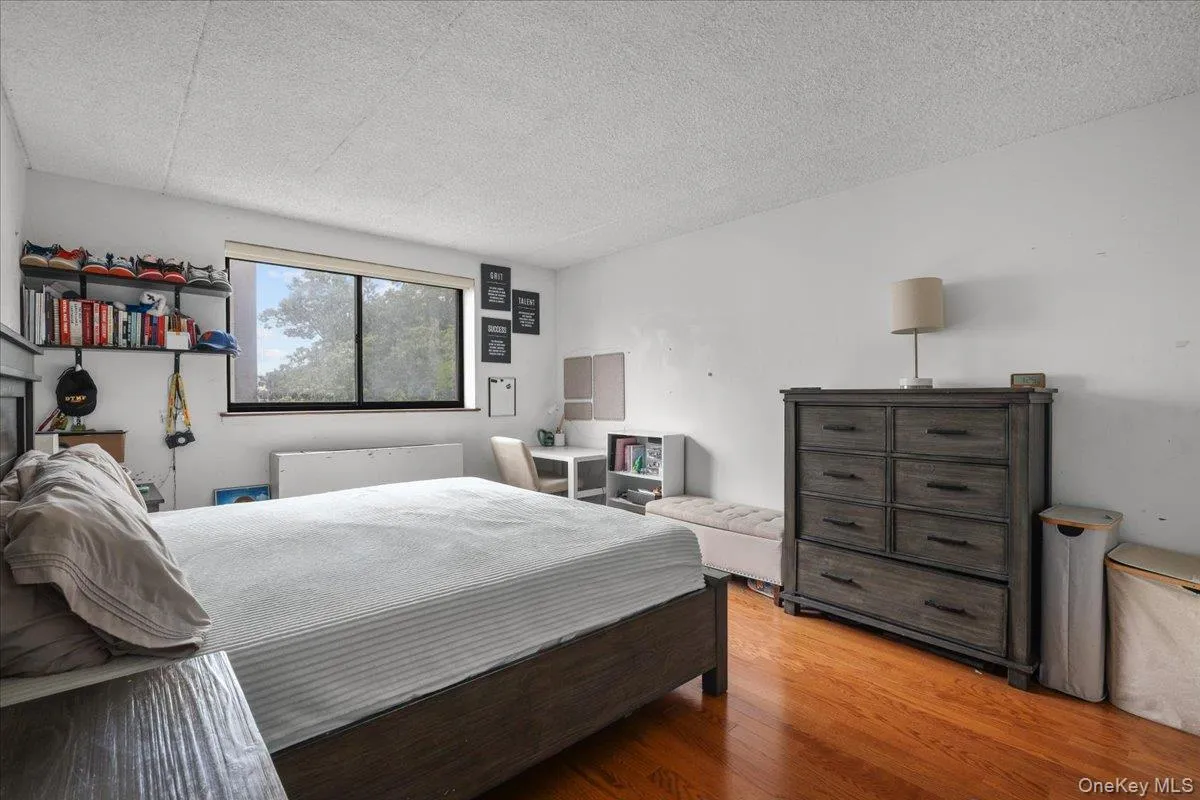 3220 Fairfield Avenue, New York, NY, 2 Bedrooms Bedrooms, 5 Rooms Rooms,2 BathroomsBathrooms,Residential Lease,For Rent,Fairfield,0,1026996 3220 Fairfield Avenue, New York, NY, 2 Bedrooms Bedrooms, 5 Rooms Rooms,2 BathroomsBathrooms,Residential Lease,For Rent,Fairfield,0,1026996